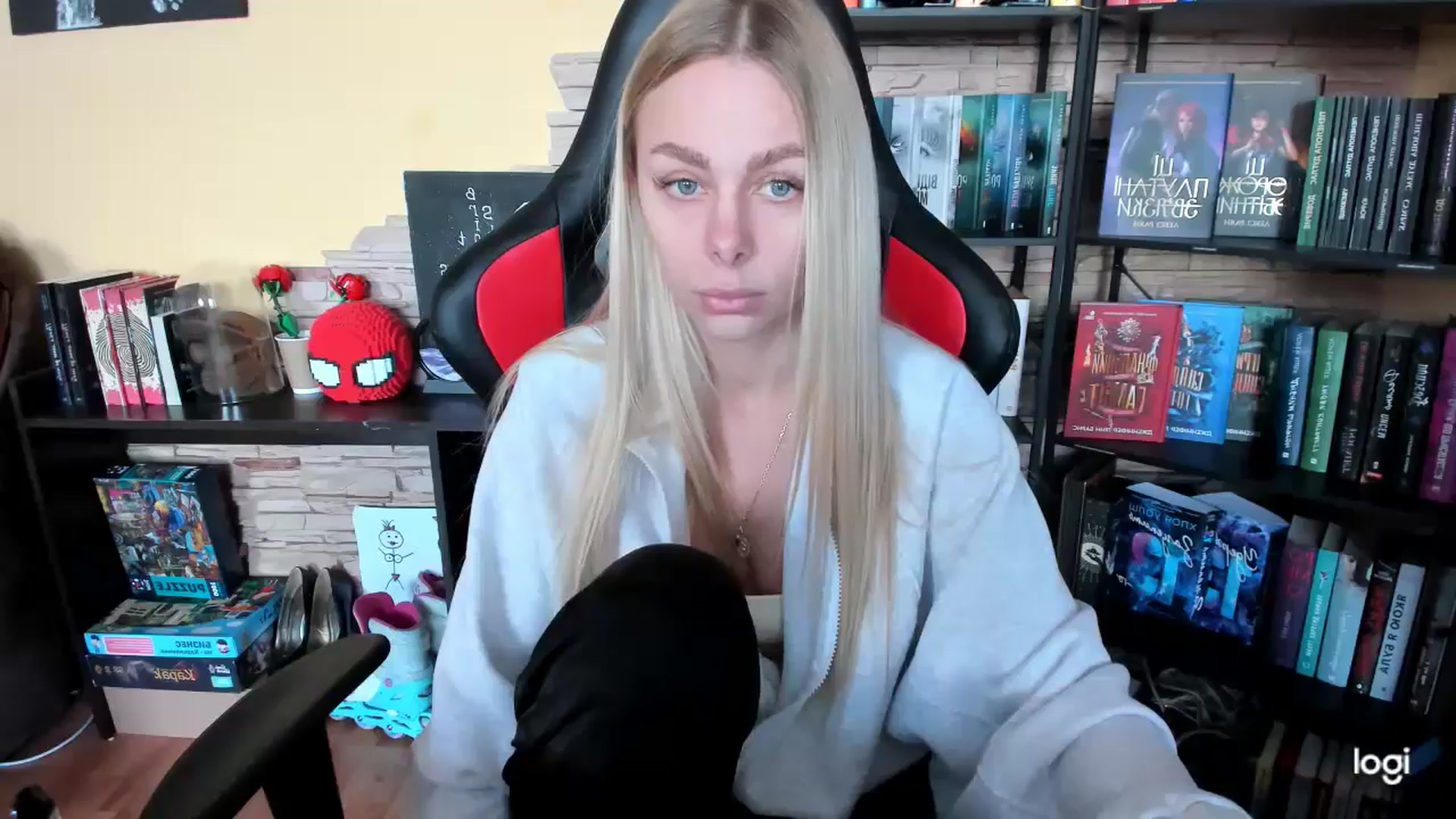 Gallery image thumbnail from YourPupsik's myfreecams stream on, 01/21/2026, 11:58 image 11 of 20