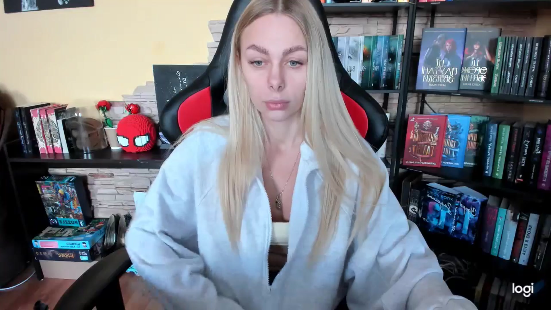 Gallery image thumbnail from YourPupsik's myfreecams stream on, 01/21/2026, 11:58 image 15 of 20