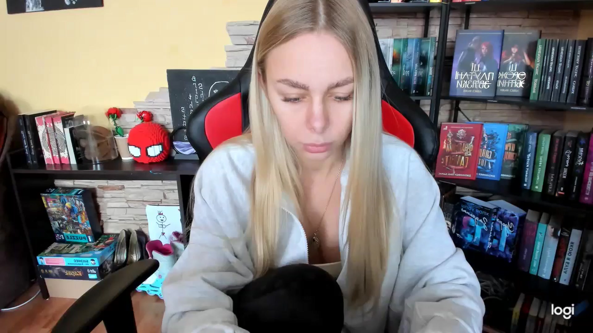 Gallery image thumbnail from YourPupsik's myfreecams stream on, 01/21/2026, 12:38 image 17 of 20