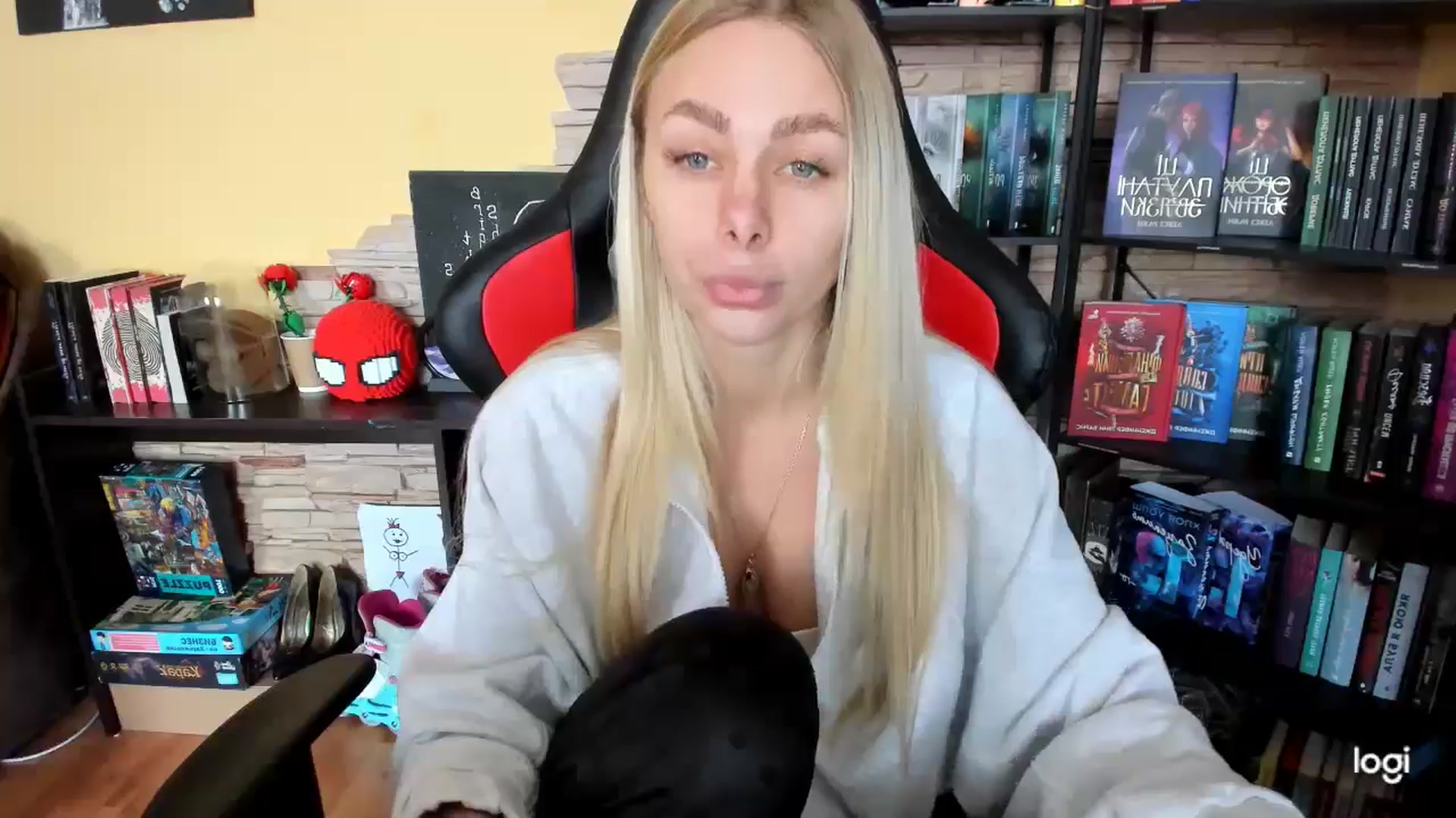 Gallery image thumbnail from YourPupsik's myfreecams stream on, 01/21/2026, 12:38 image 18 of 20