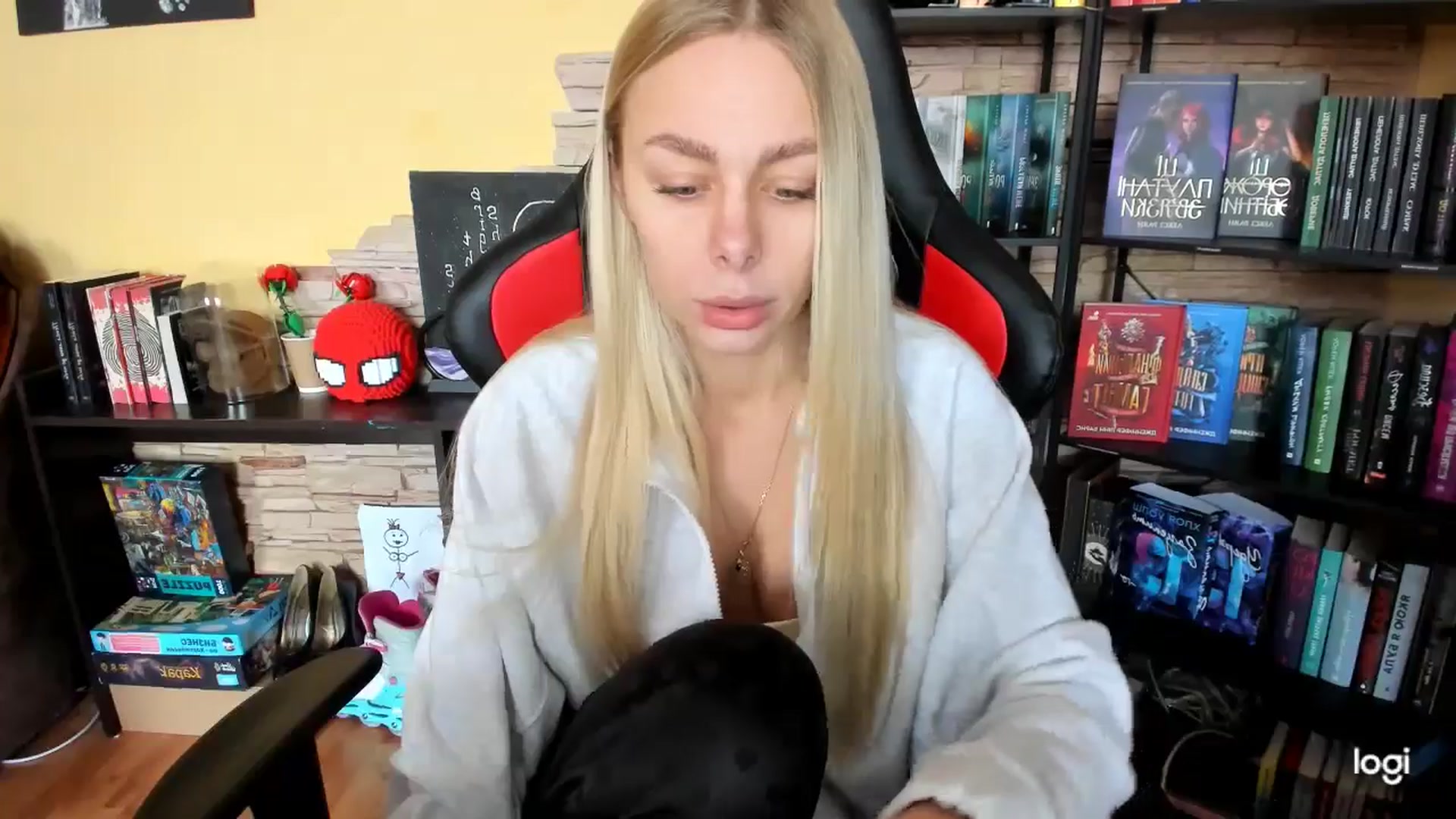 Gallery image thumbnail from YourPupsik's myfreecams stream on, 01/21/2026, 12:38 image 15 of 20