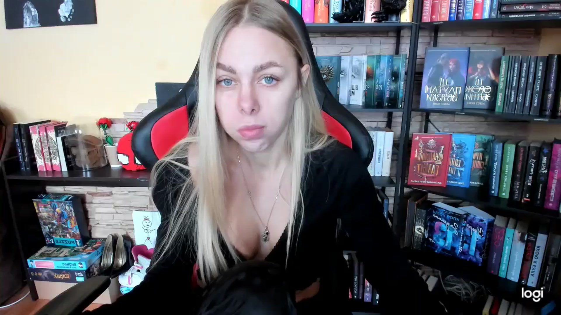 Gallery image thumbnail from YourPupsik's myfreecams stream on, 01/22/2026, 09:52 image 17 of 20