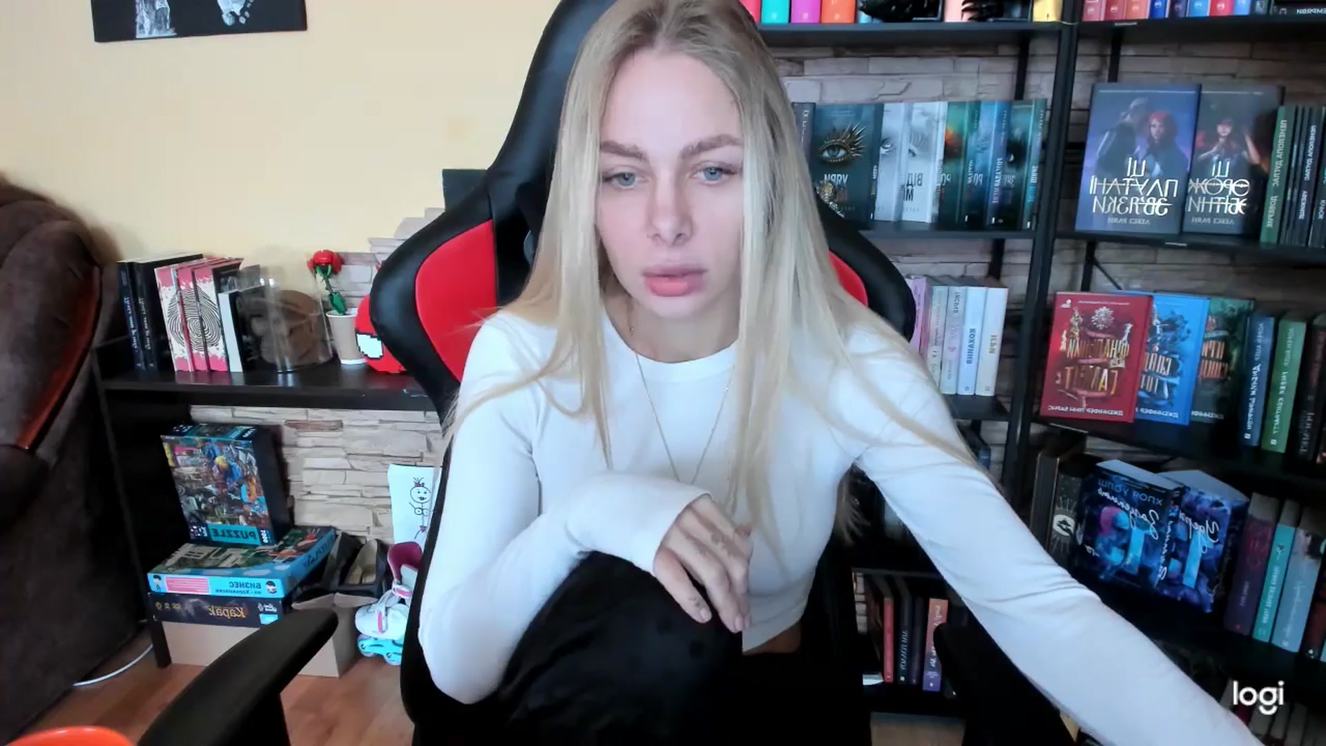 Gallery image thumbnail from YourPupsik's myfreecams stream on, 01/25/2026, 10:04 image 12 of 20