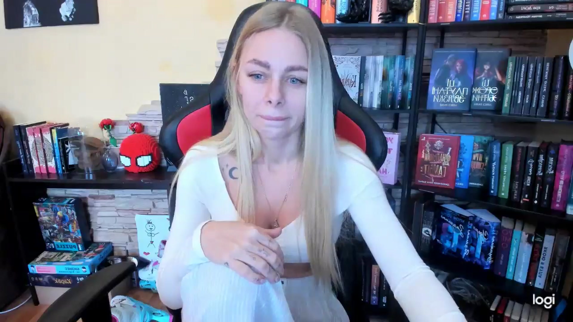 Gallery image thumbnail from YourPupsik's myfreecams stream on, 02/04/2026, 11:50 image 15 of 20