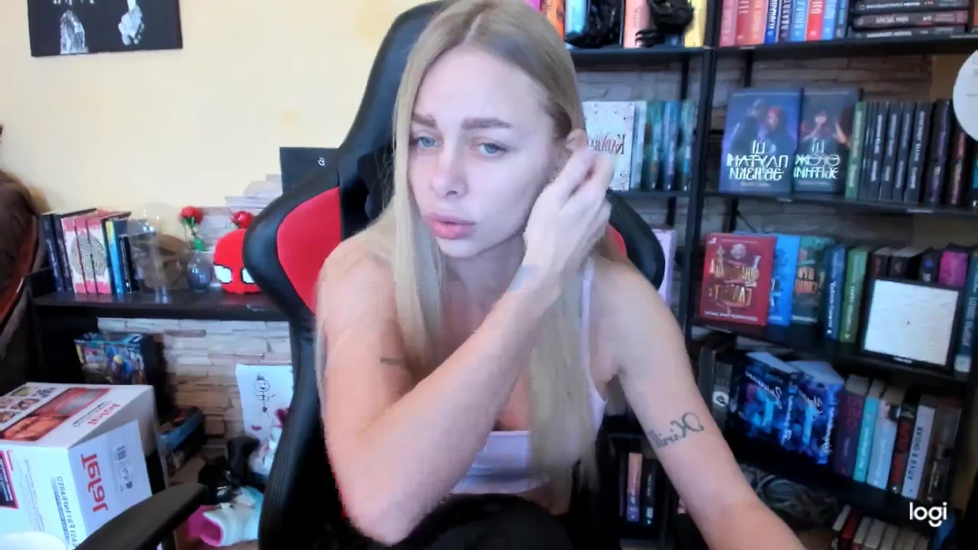 Gallery image thumbnail from YourPupsik's myfreecams stream on, 02/17/2026, 10:45 image 11 of 20