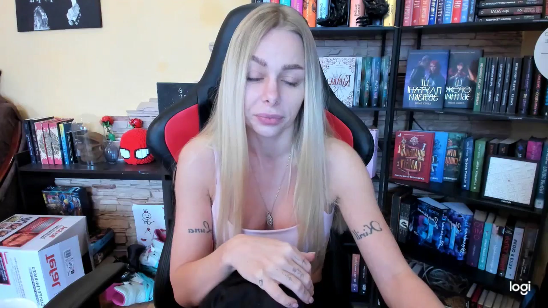 Gallery image thumbnail from YourPupsik's myfreecams stream on, 02/17/2026, 10:45 image 10 of 20