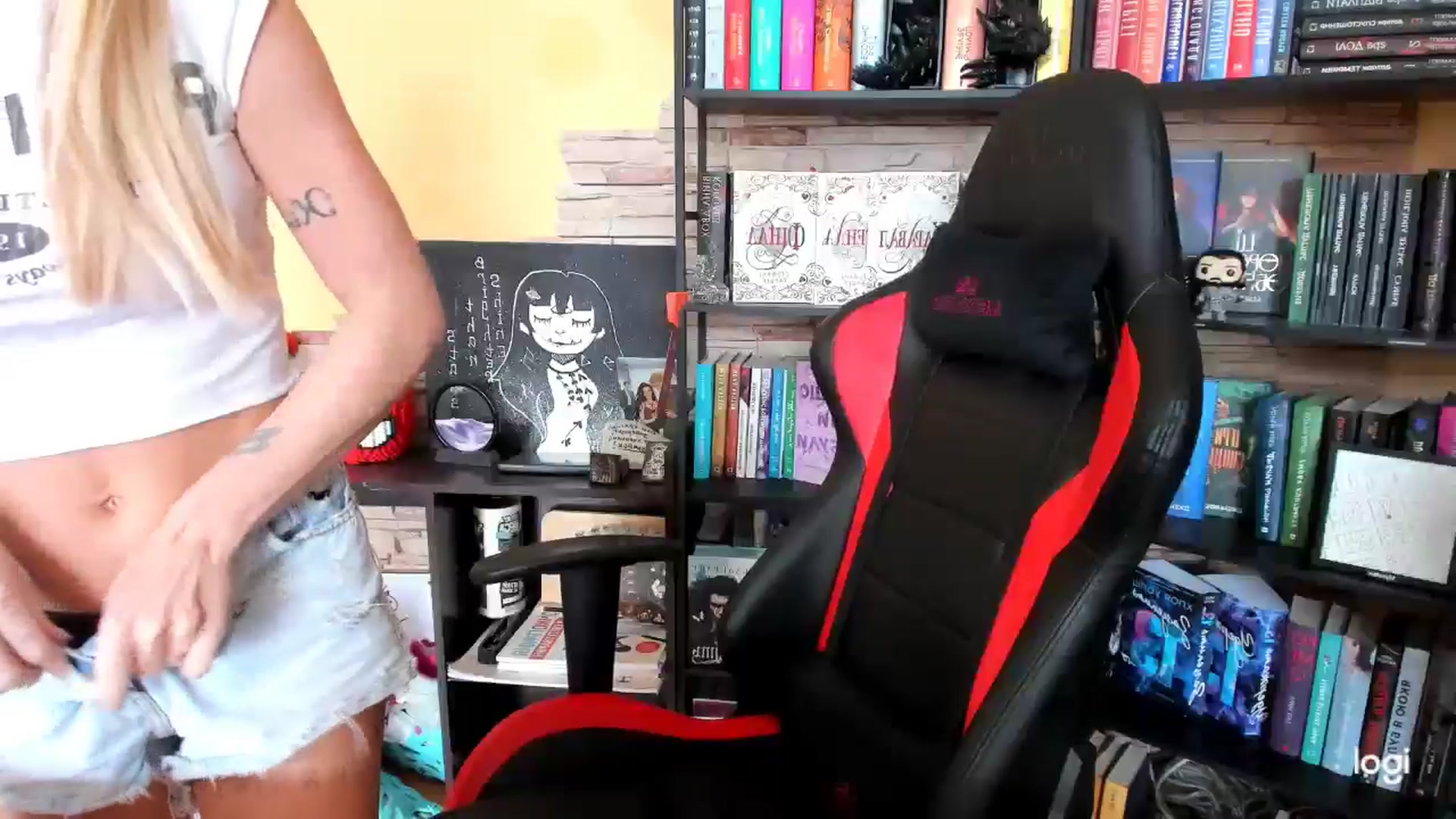 Gallery image thumbnail from YourPupsik's myfreecams stream on, 02/18/2026, 11:07 image 16 of 20