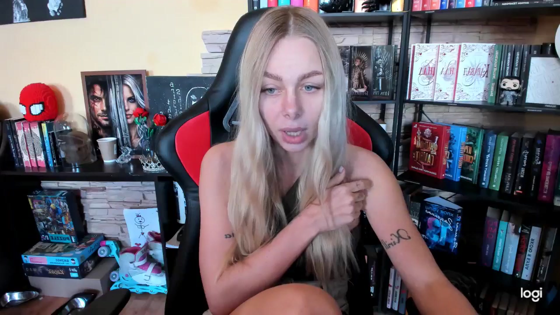 Gallery image thumbnail from YourPupsik's myfreecams stream on, 03/09/2026, 12:00 image 10 of 20