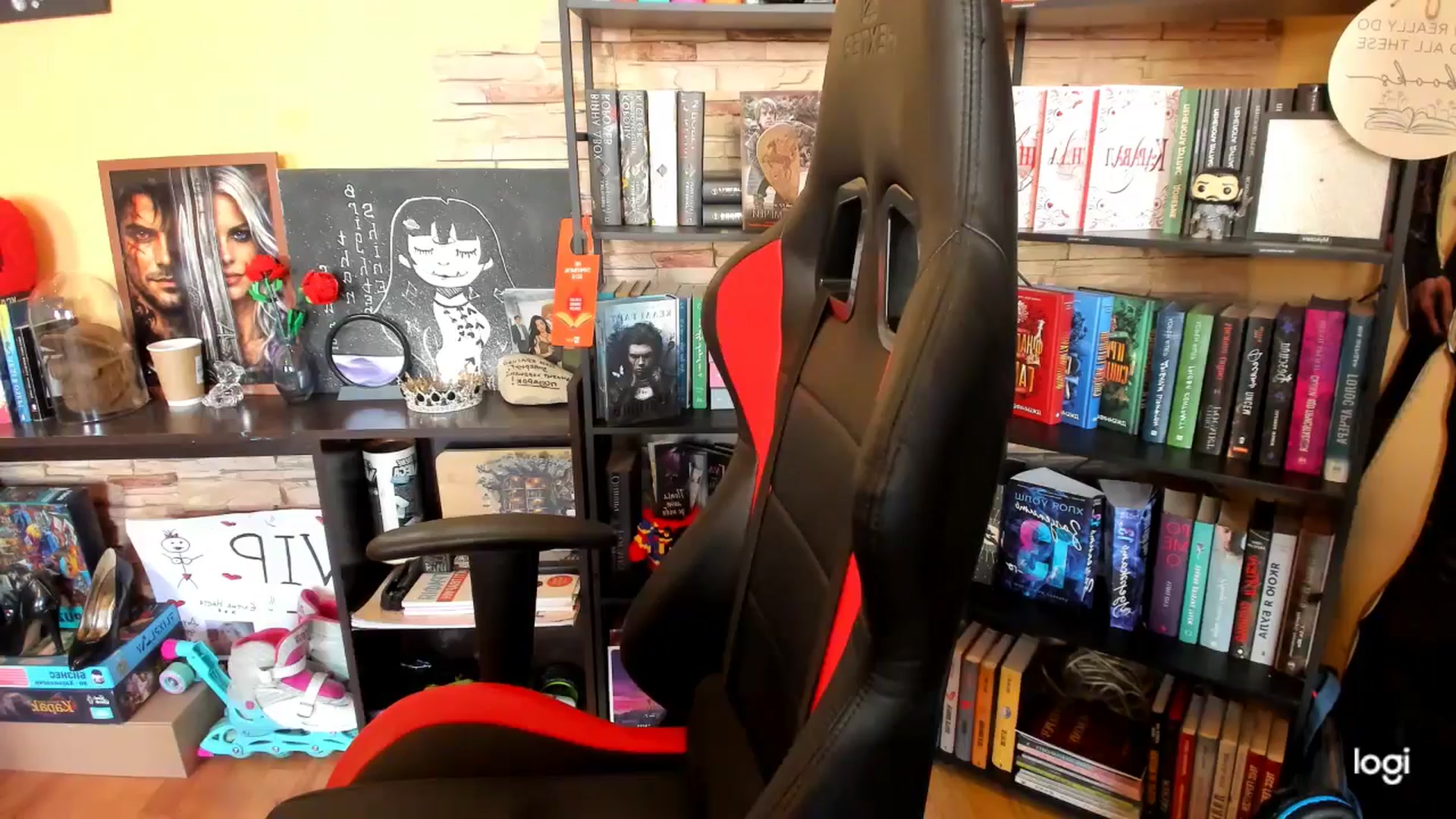 Gallery image thumbnail from YourPupsik's myfreecams stream on, 03/13/2026, 11:11 image 14 of 20