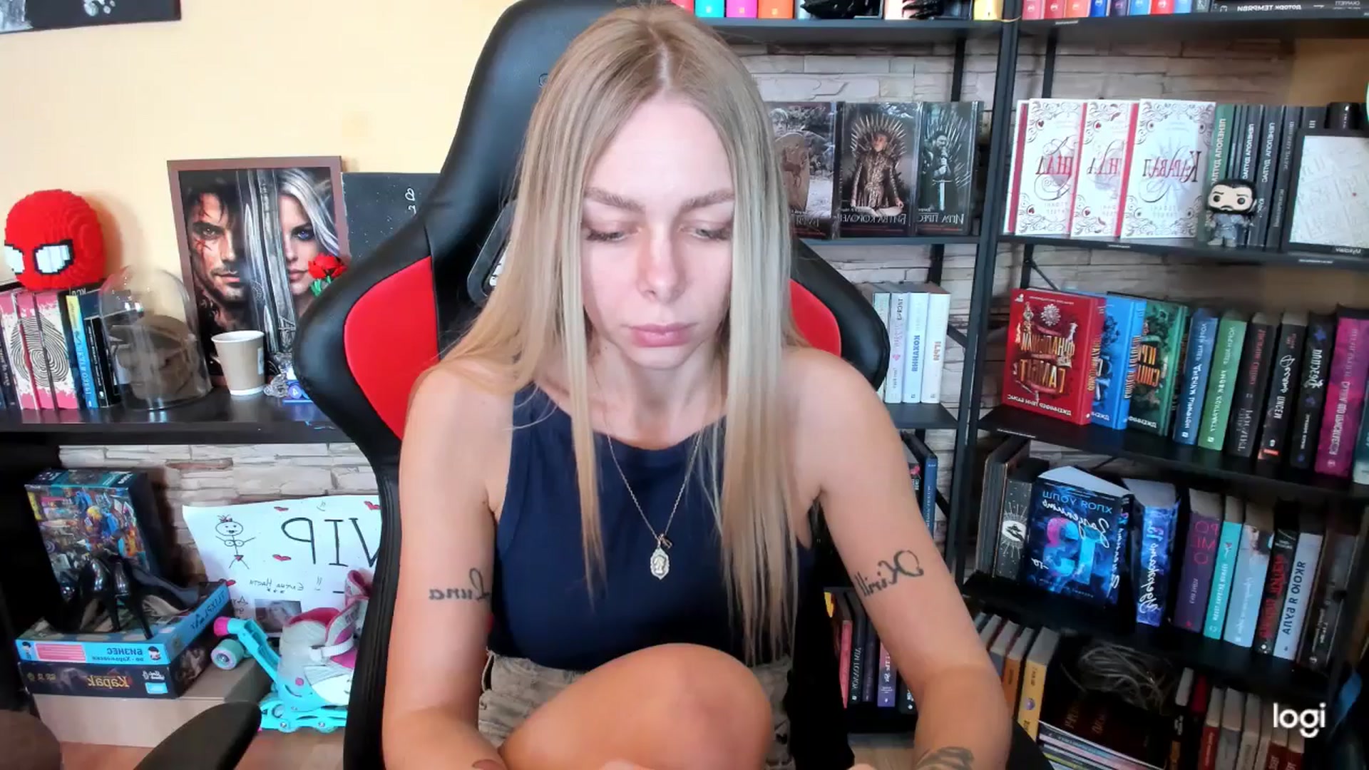 Gallery image thumbnail from YourPupsik's myfreecams stream on, 03/18/2026, 10:59 image 11 of 20
