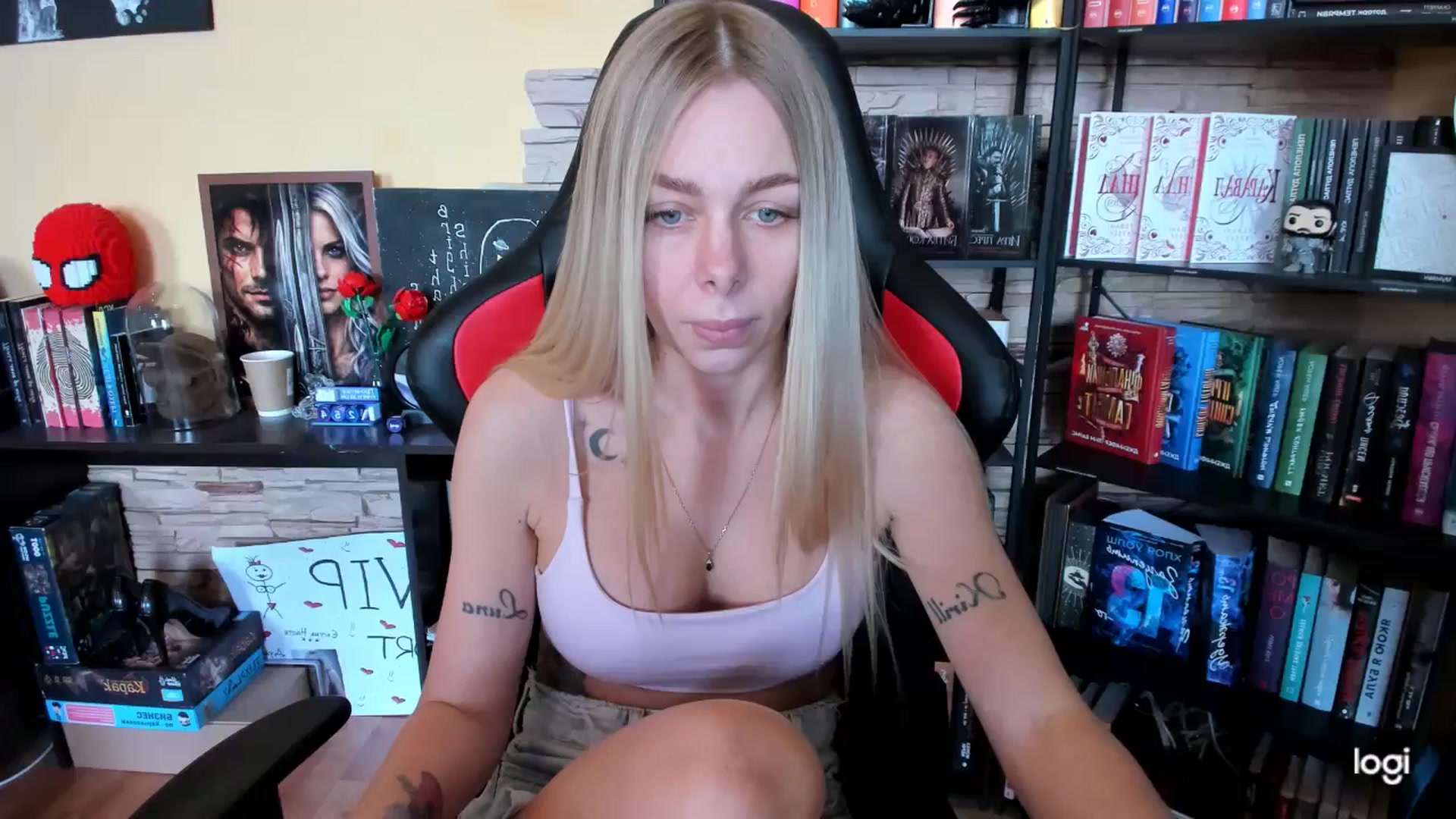 Gallery image thumbnail from YourPupsik's myfreecams stream on, 03/24/2026, 11:14 image 10 of 20