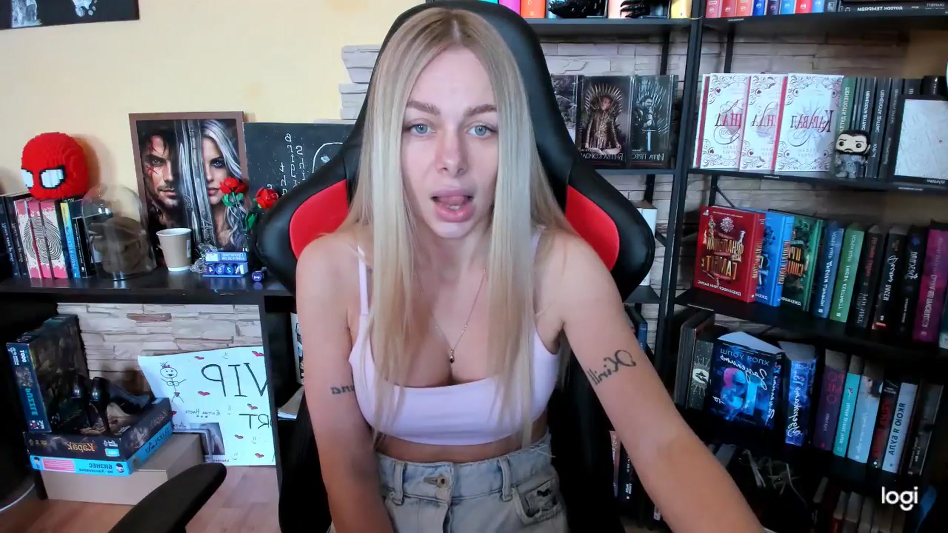 Gallery image thumbnail from YourPupsik's myfreecams stream on, 03/24/2026, 11:14 image 14 of 20