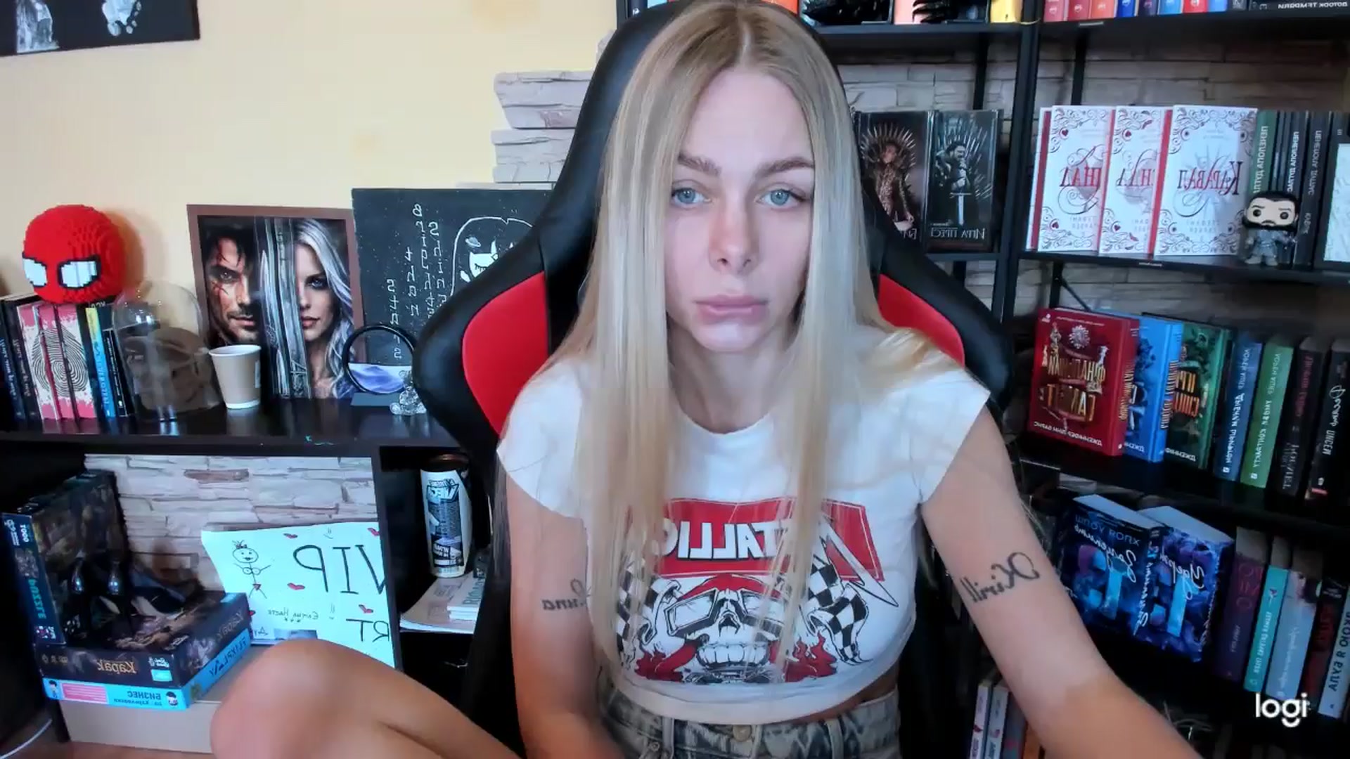 Gallery image thumbnail from YourPupsik's myfreecams stream on, 03/25/2026, 11:04 image 15 of 20