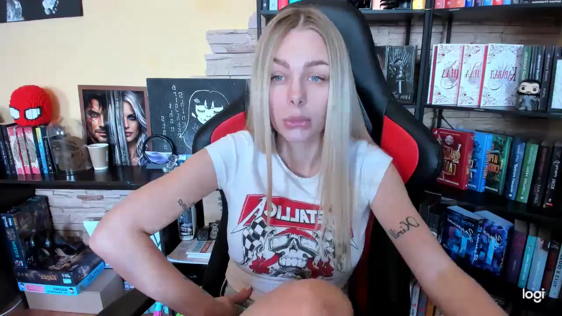 Gallery image thumbnail from YourPupsik's myfreecams stream on, 03/25/2026, 11:04 image 18 of 20