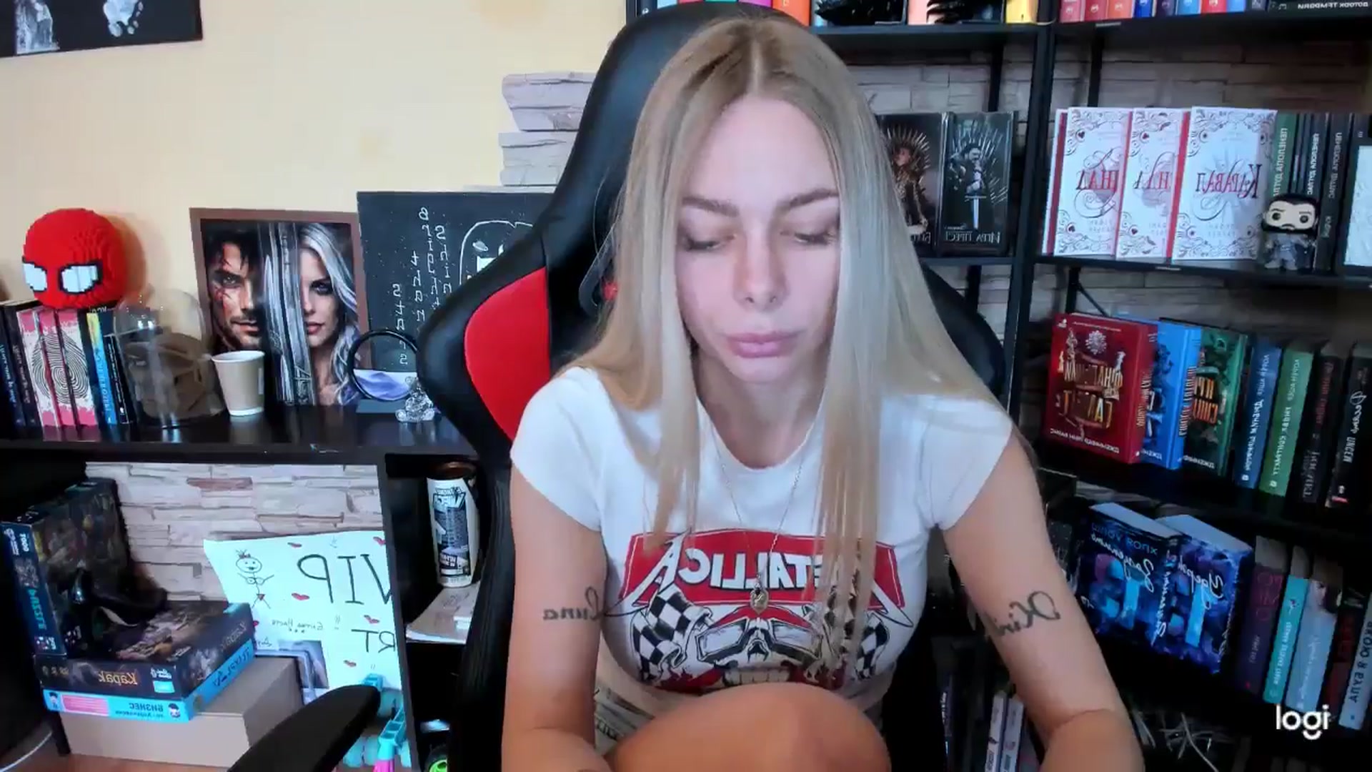 Gallery image thumbnail from YourPupsik's myfreecams stream on, 03/25/2026, 12:03 image 12 of 20