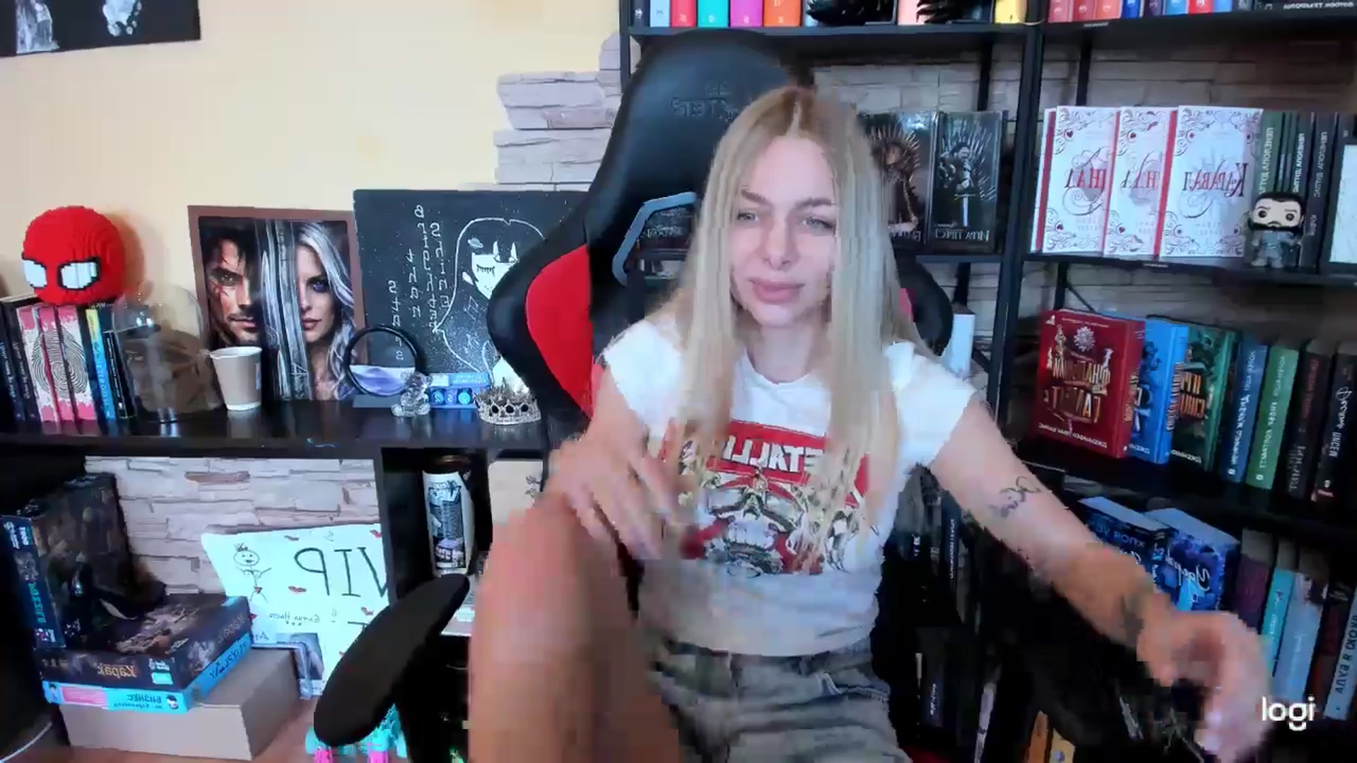 Gallery image thumbnail from YourPupsik's myfreecams stream on, 03/25/2026, 12:03 image 2 of 20