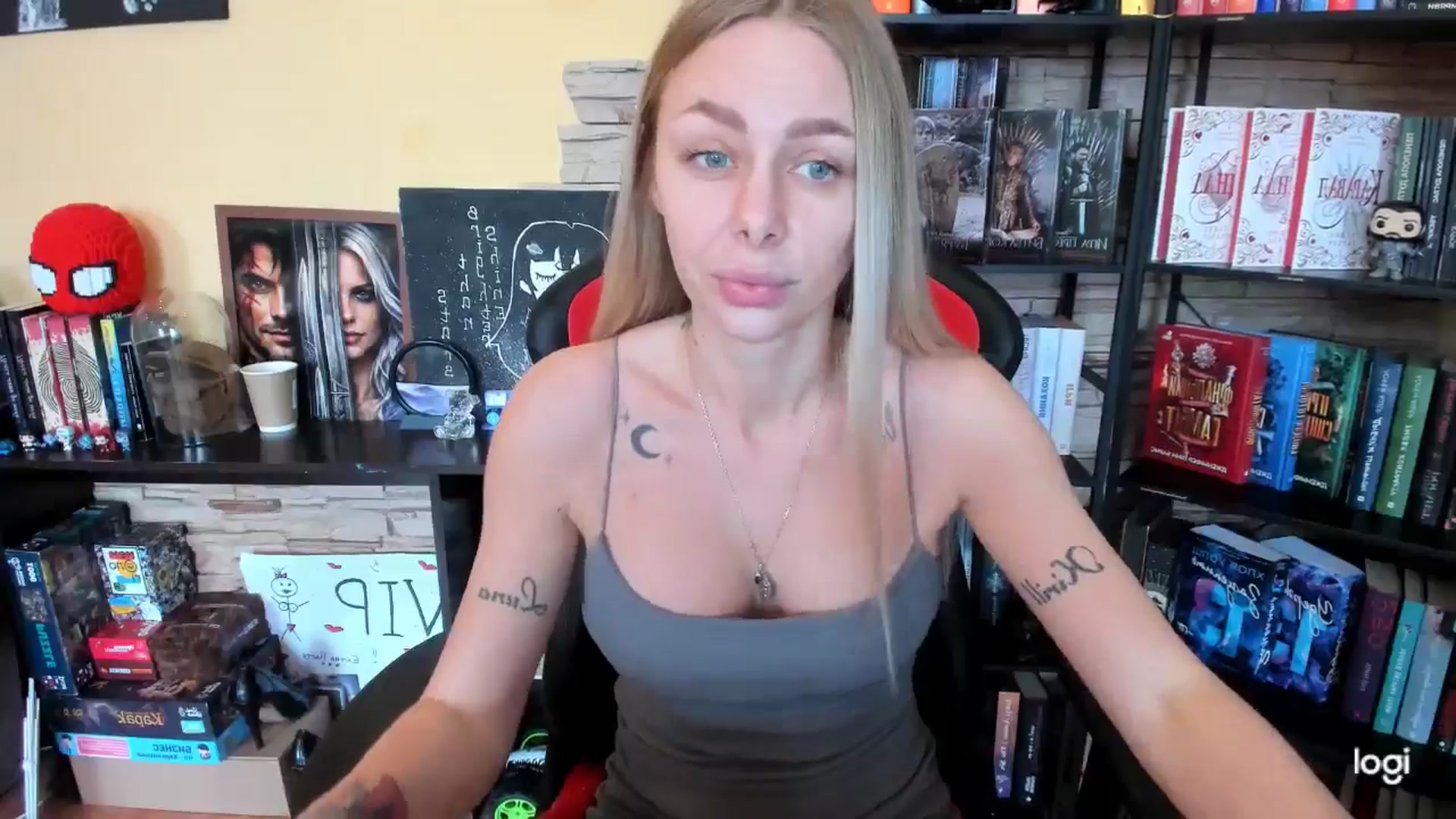 Gallery image thumbnail from YourPupsik's myfreecams stream on, 04/02/2026, 10:13 image 16 of 20
