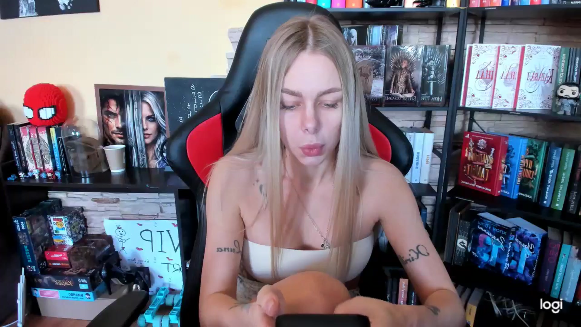 Gallery image thumbnail from YourPupsik's myfreecams stream on, 04/04/2026, 10:56 image 19 of 20