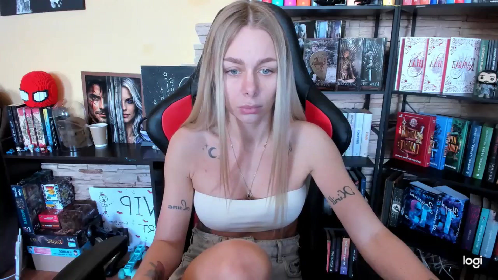 Gallery image thumbnail from YourPupsik's myfreecams stream on, 04/04/2026, 10:56 image 14 of 20