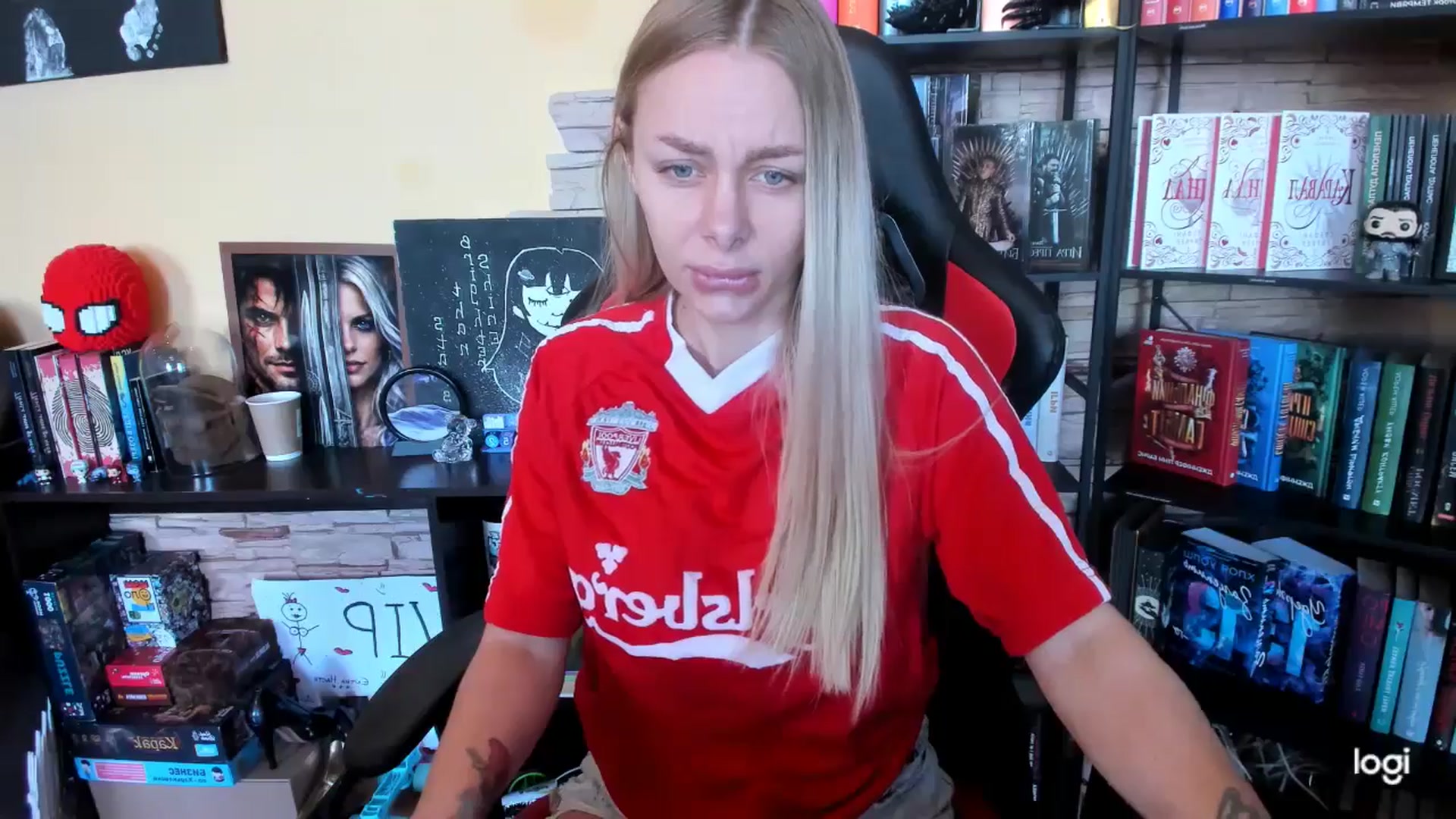 Gallery image thumbnail from YourPupsik's myfreecams stream on, 04/05/2026, 10:34 image 16 of 20