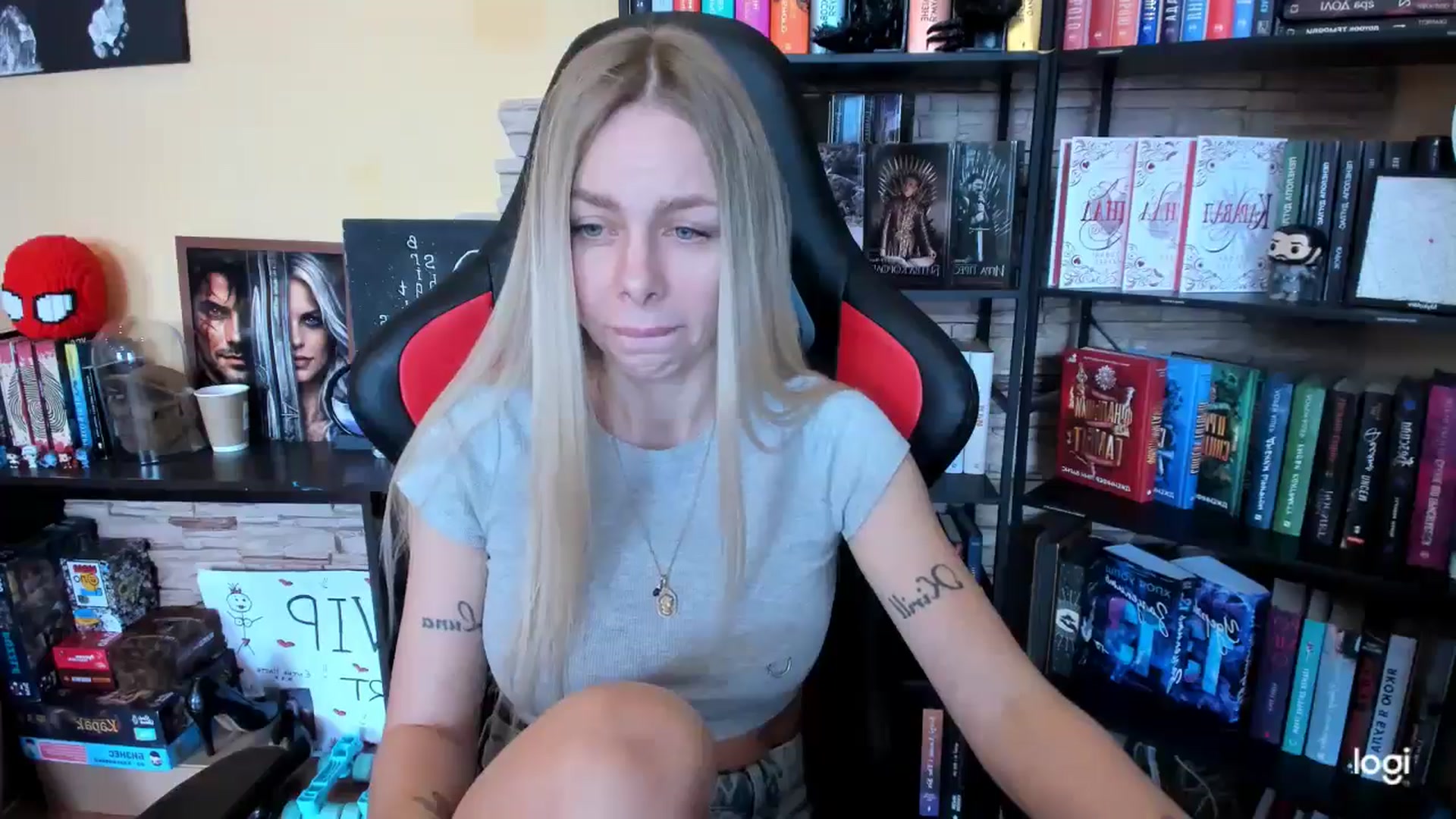Gallery image thumbnail from YourPupsik's myfreecams stream on, 04/10/2026, 09:00 image 8 of 20