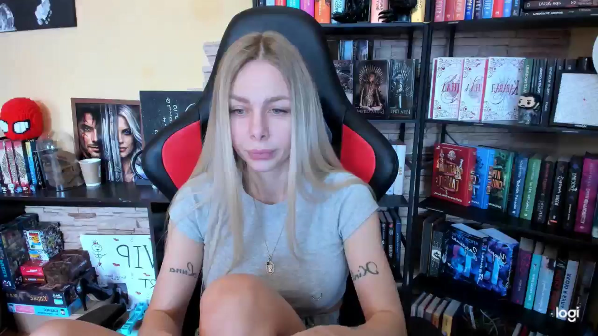 Gallery image thumbnail from YourPupsik's myfreecams stream on, 04/10/2026, 09:00 image 15 of 20