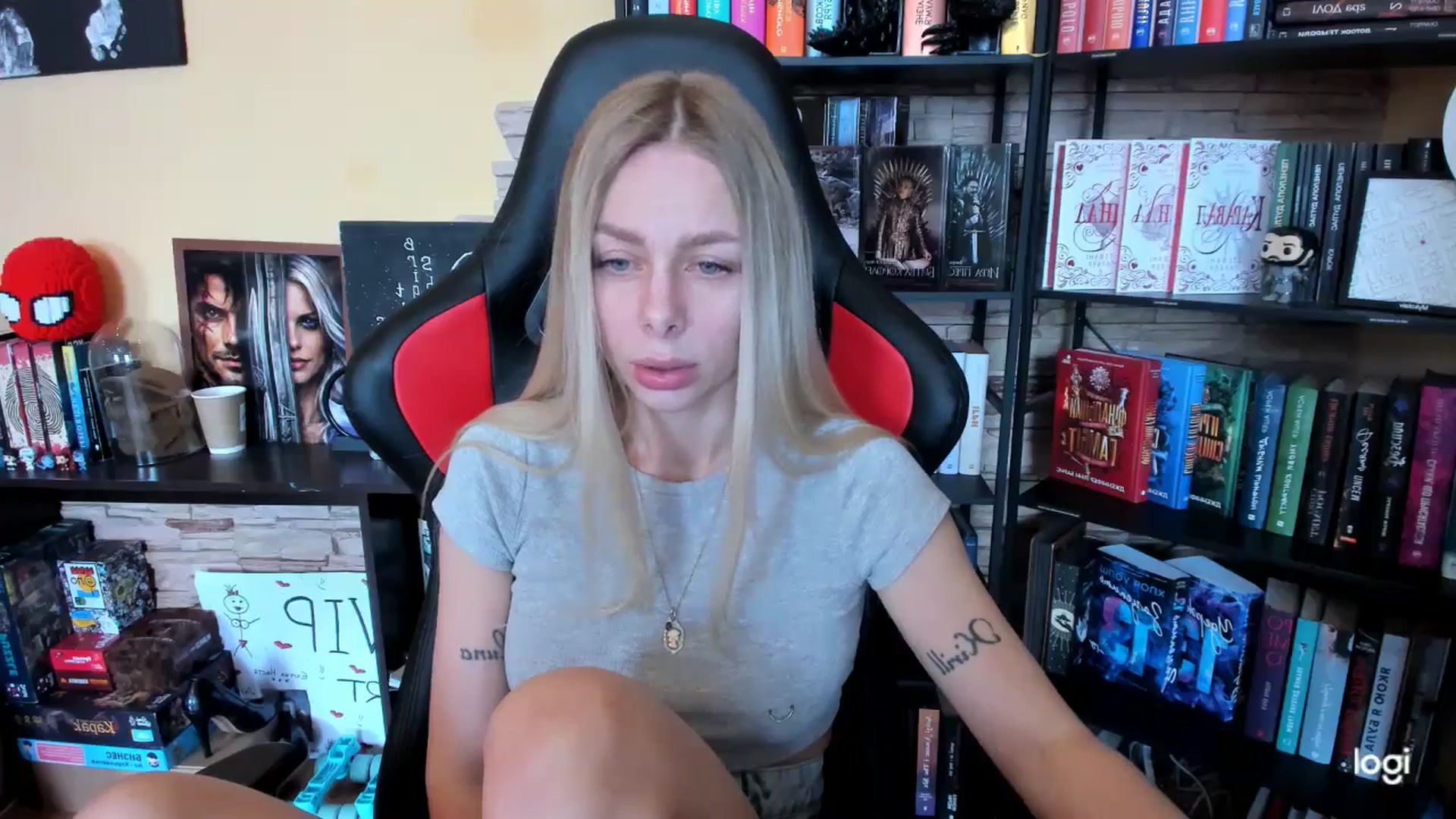 Gallery image thumbnail from YourPupsik's myfreecams stream on, 04/10/2026, 09:00 image 11 of 20