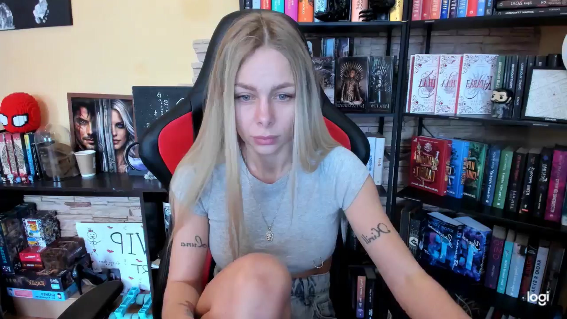 Gallery image thumbnail from YourPupsik's myfreecams stream on, 04/10/2026, 09:45 image 16 of 20