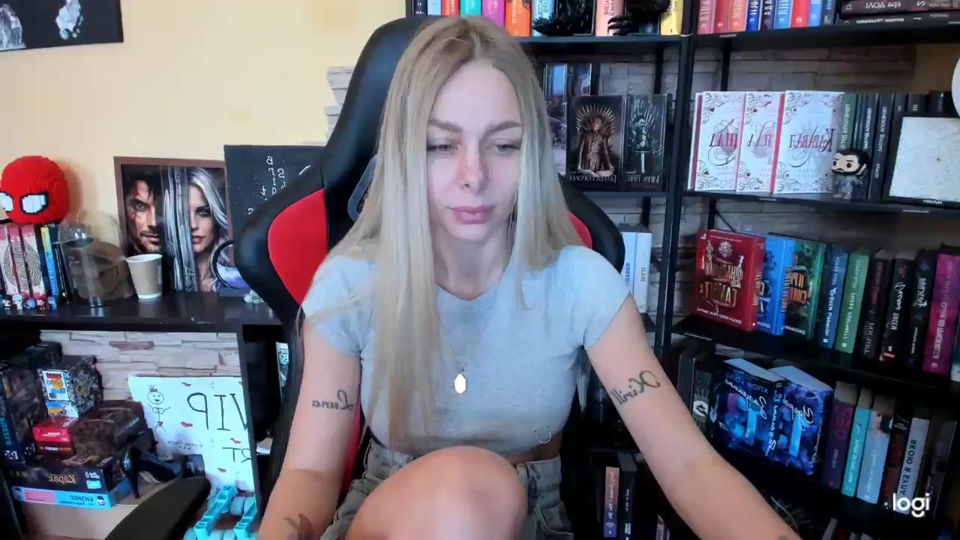 Gallery image thumbnail from YourPupsik's myfreecams stream on, 04/10/2026, 09:45 image 6 of 20