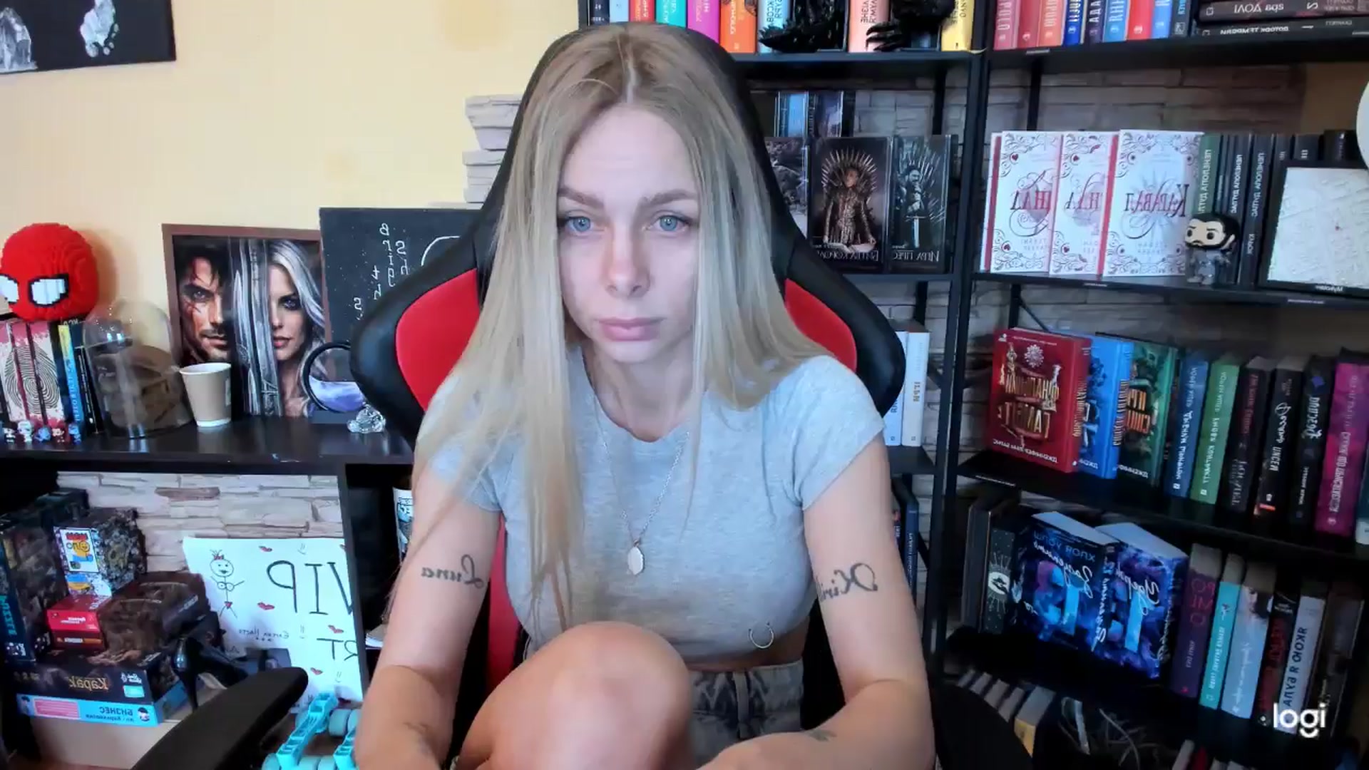 Gallery image thumbnail from YourPupsik's myfreecams stream on, 04/10/2026, 09:45 image 12 of 20