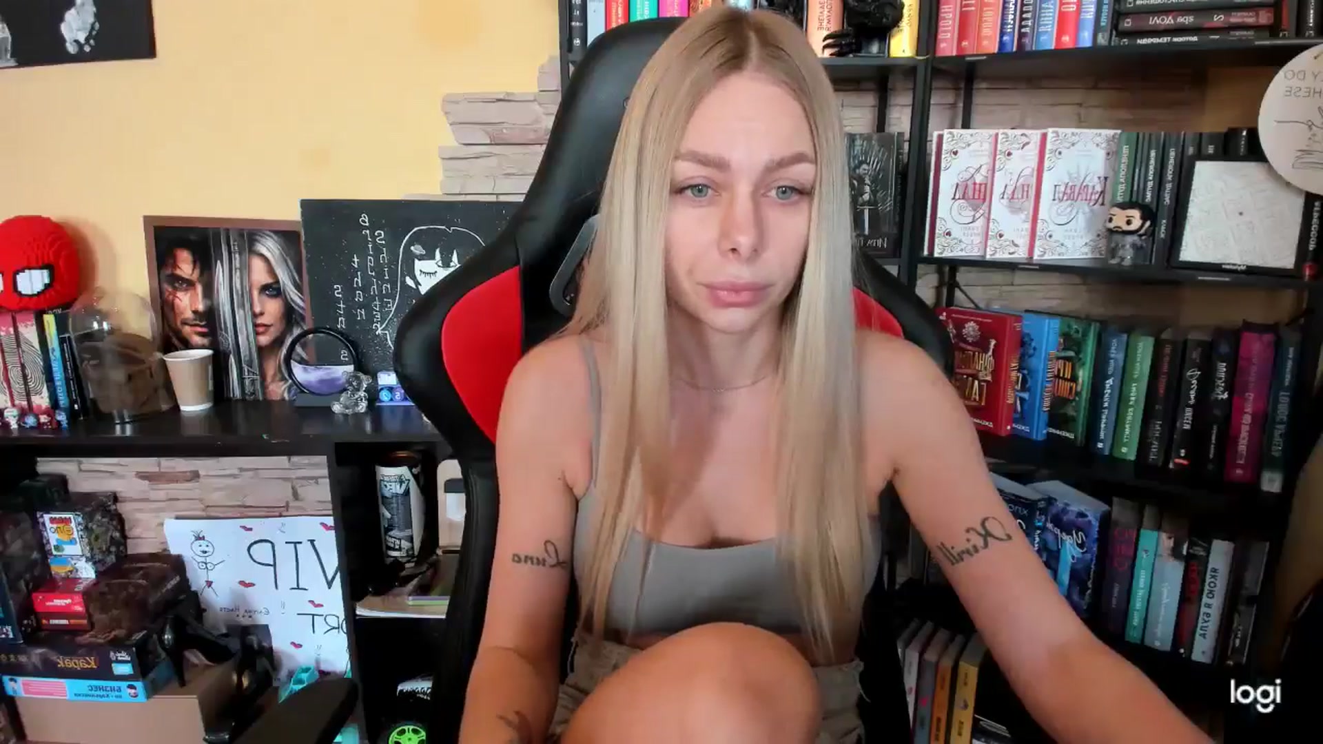 Gallery image thumbnail from YourPupsik's myfreecams stream on, 04/12/2026, 09:32 image 15 of 20