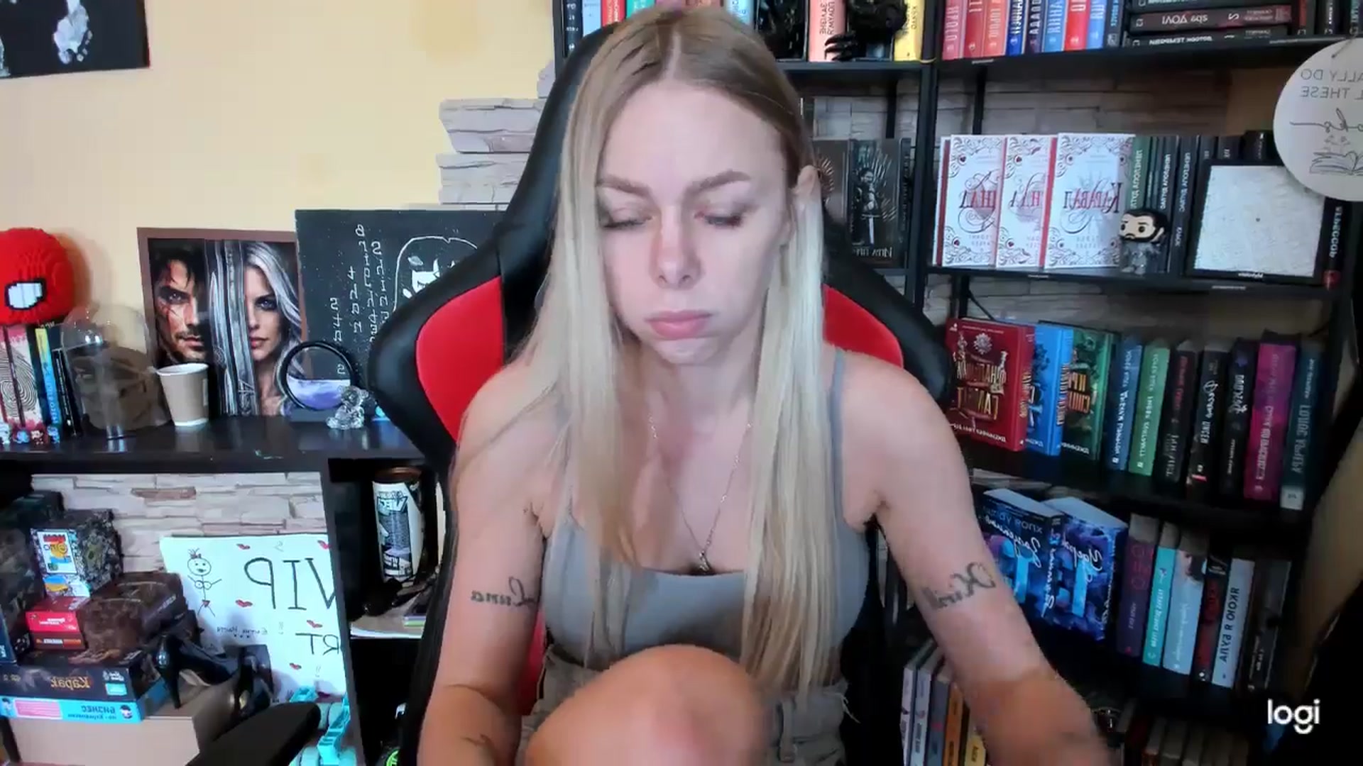Gallery image thumbnail from YourPupsik's myfreecams stream on, 04/12/2026, 11:22 image 4 of 20