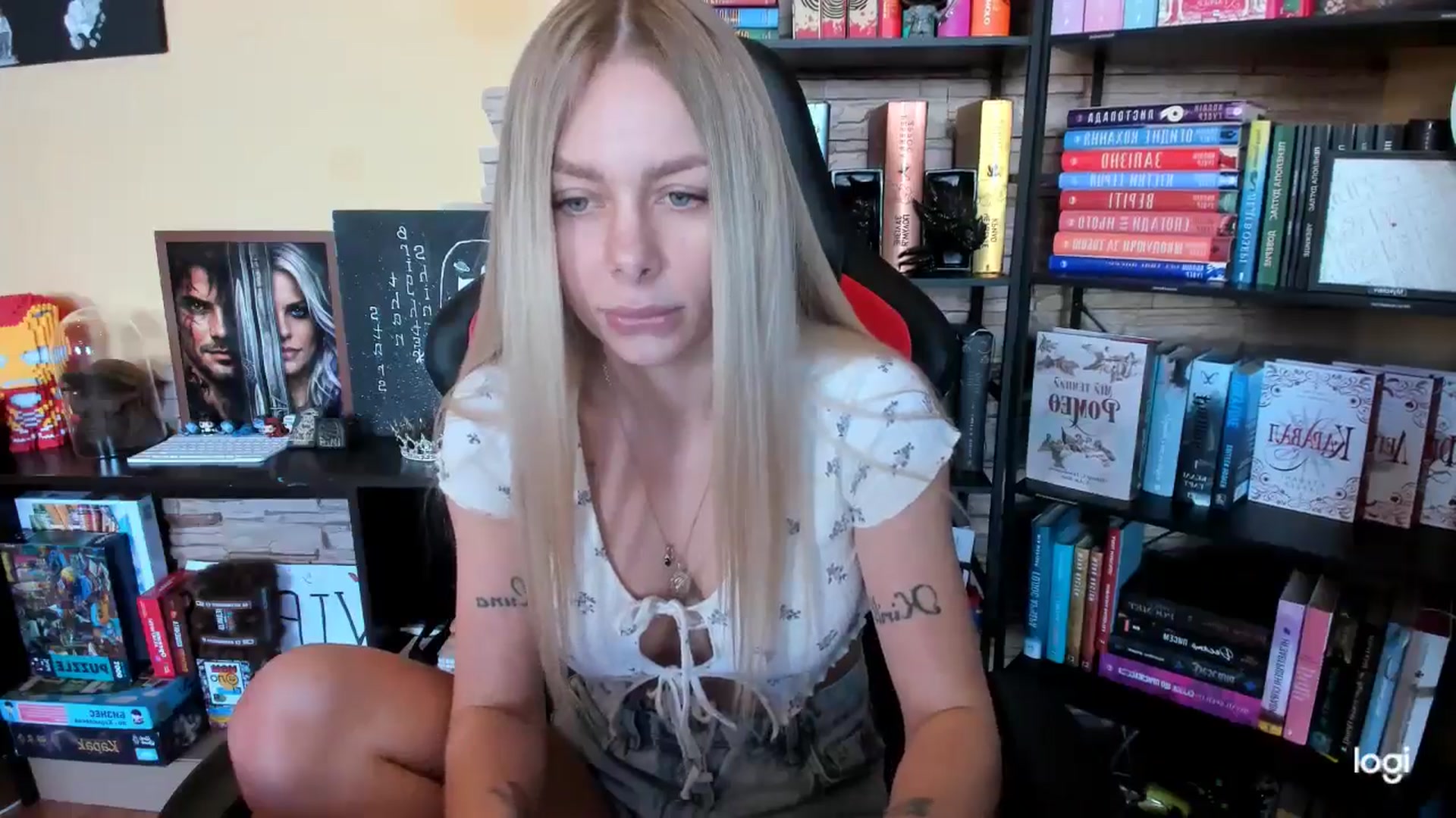 Gallery image thumbnail from YourPupsik's myfreecams stream on, 04/14/2026, 11:08 image 9 of 20