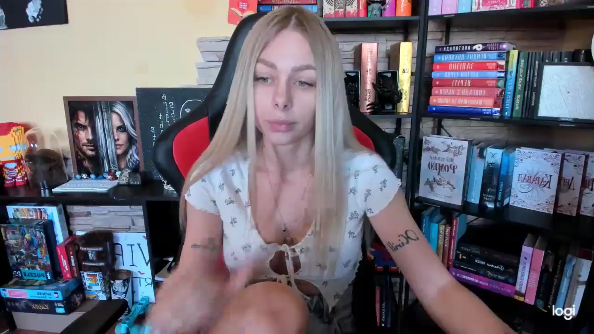 Gallery image thumbnail from YourPupsik's myfreecams stream on, 04/14/2026, 11:08 image 4 of 20