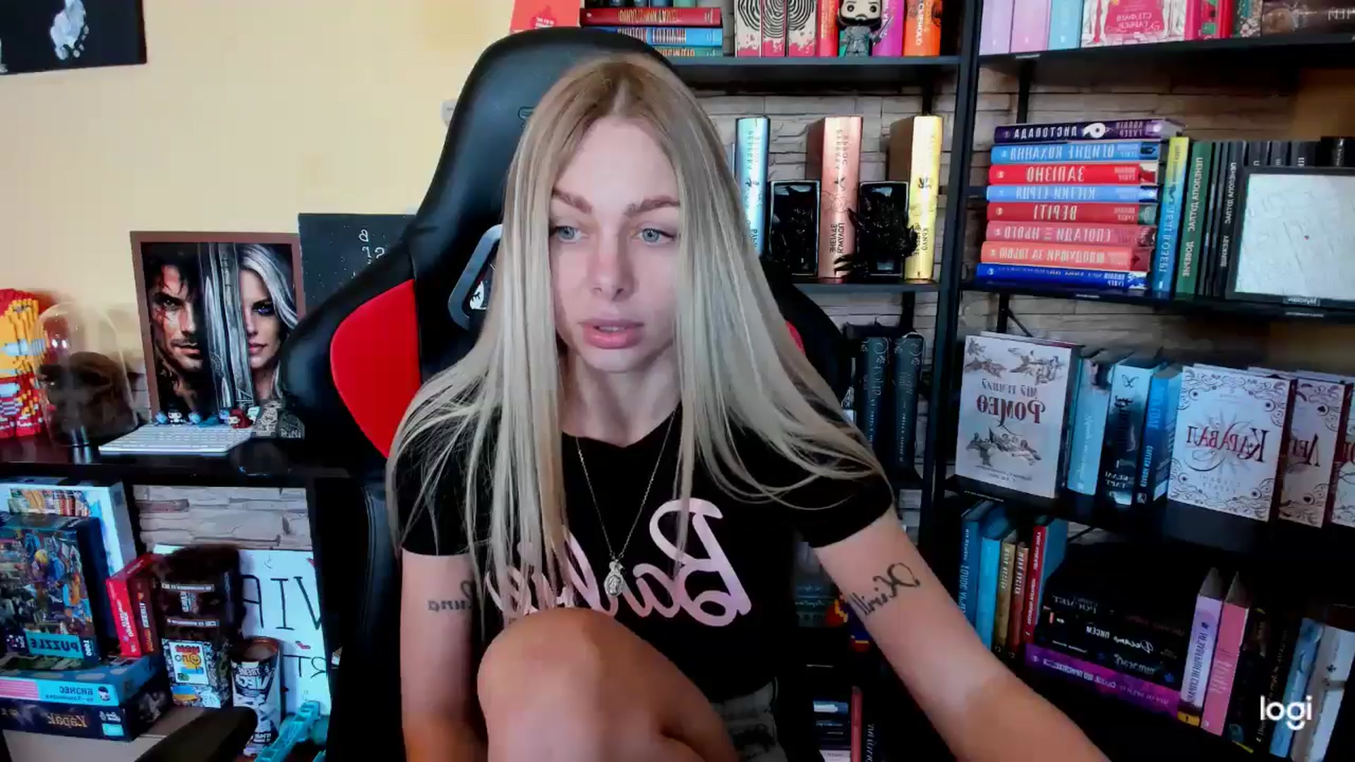 Gallery image thumbnail from YourPupsik's myfreecams stream on, 04/15/2026, 08:07 image 8 of 20