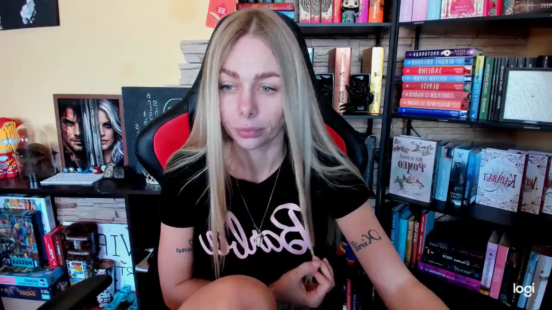 Gallery image thumbnail from YourPupsik's myfreecams stream on, 04/15/2026, 08:07 image 12 of 20