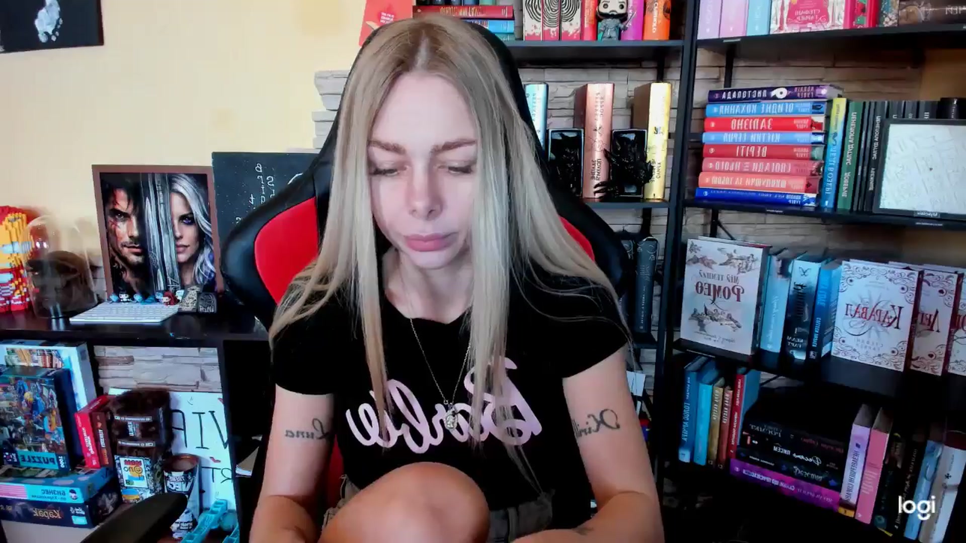 Gallery image thumbnail from YourPupsik's myfreecams stream on, 04/15/2026, 08:07 image 4 of 20