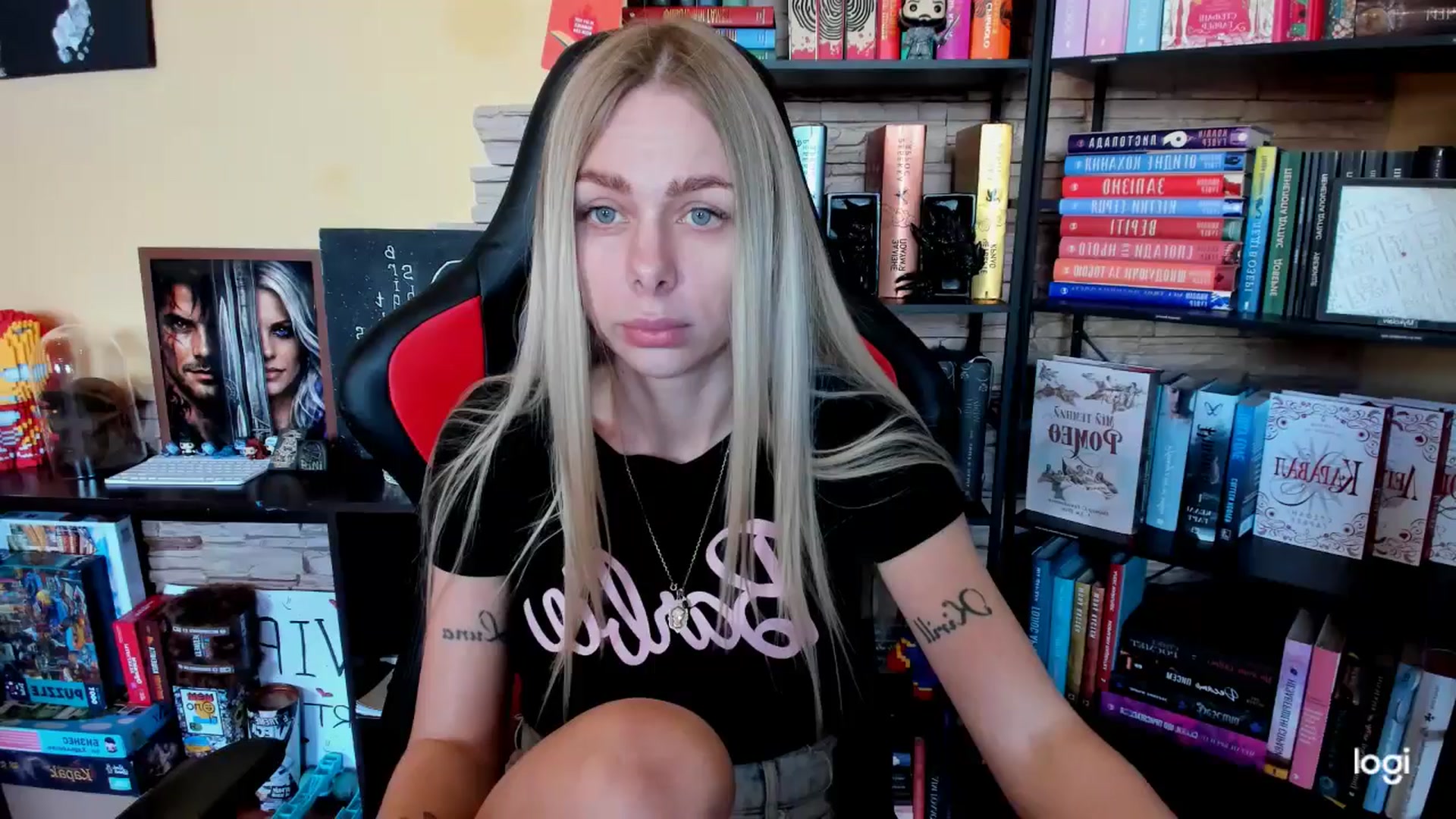 Gallery image thumbnail from YourPupsik's myfreecams stream on, 04/15/2026, 08:07 image 2 of 20