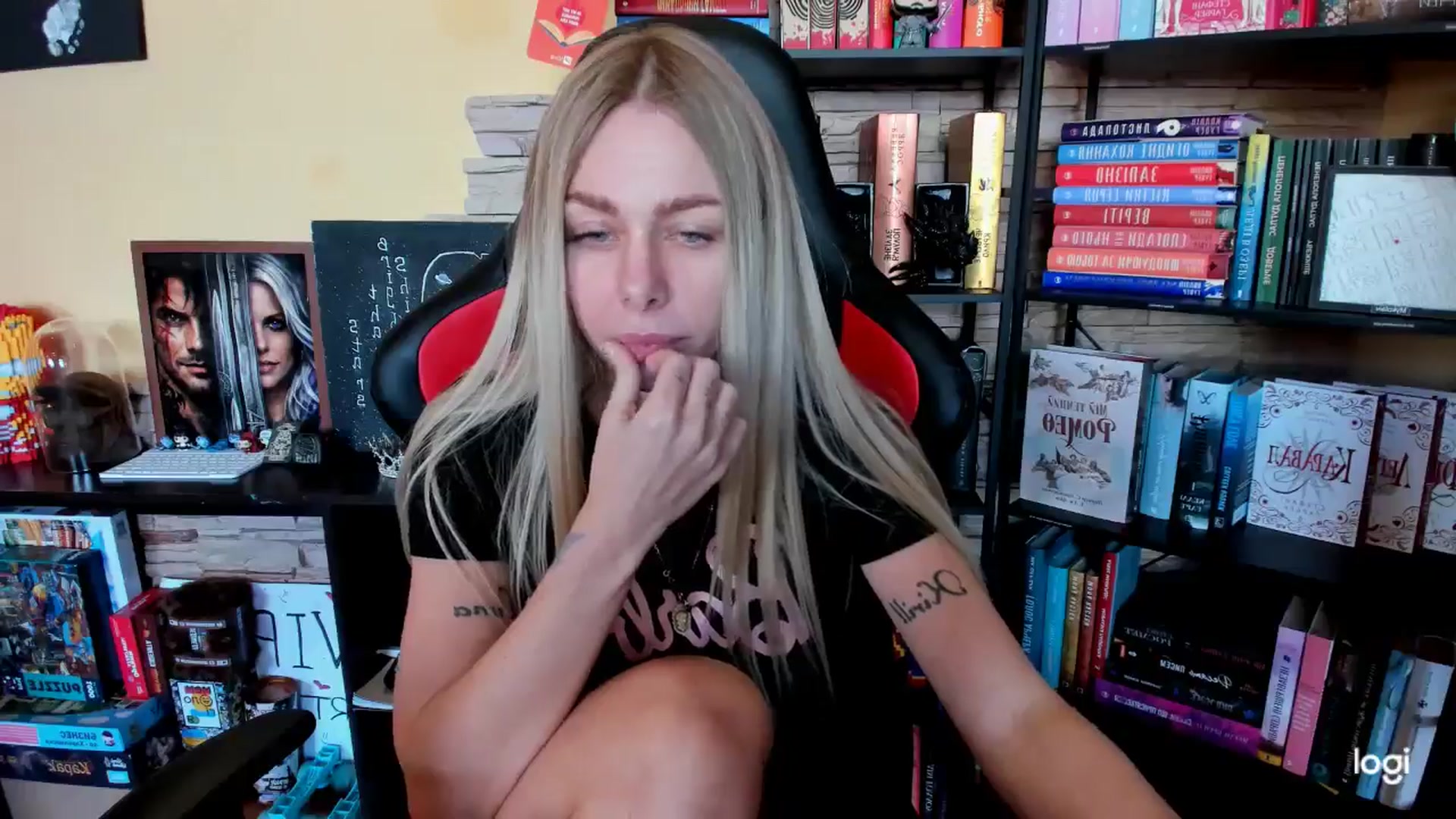 Gallery image thumbnail from YourPupsik's myfreecams stream on, 04/15/2026, 10:15 image 8 of 20
