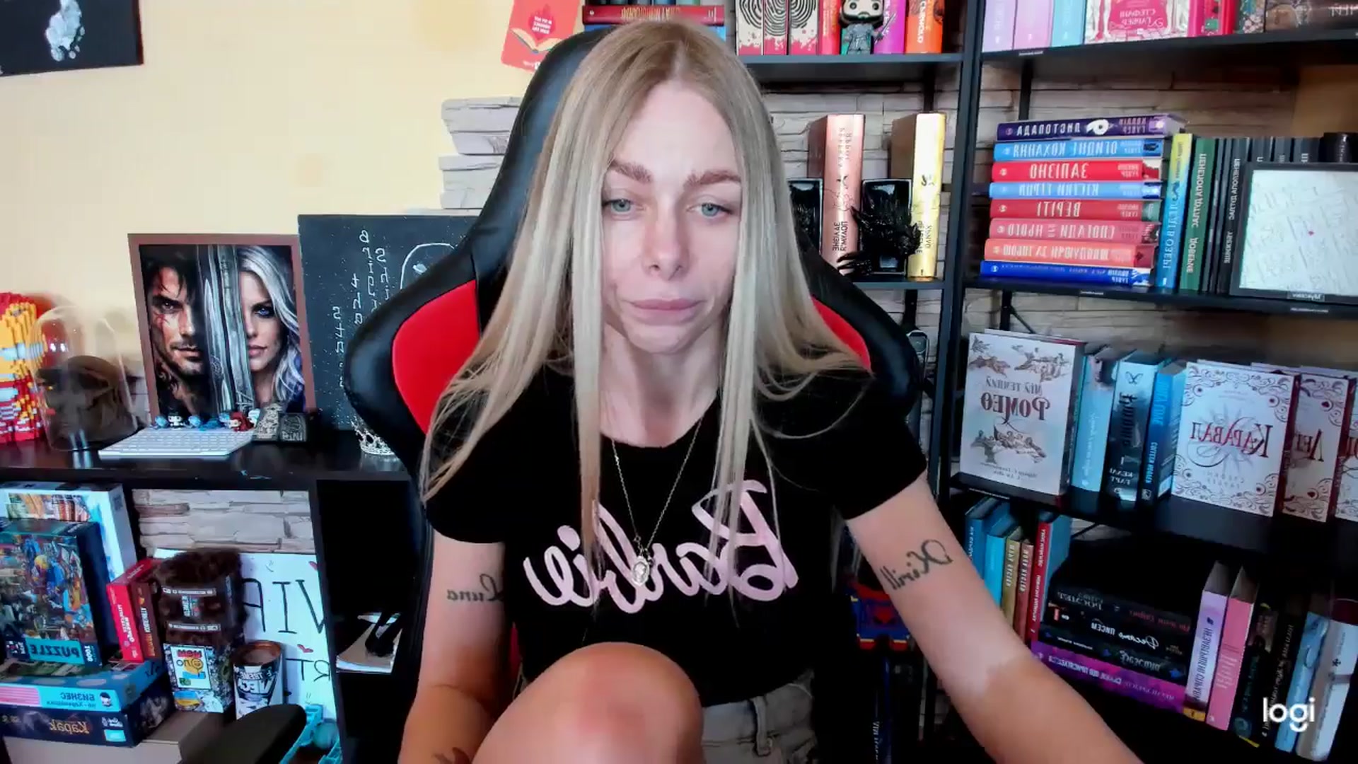 Gallery image thumbnail from YourPupsik's myfreecams stream on, 04/15/2026, 10:15 image 12 of 20