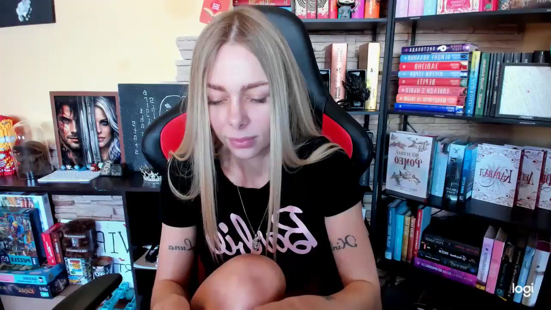 Gallery image thumbnail from YourPupsik's myfreecams stream on, 04/15/2026, 10:15 image 7 of 20