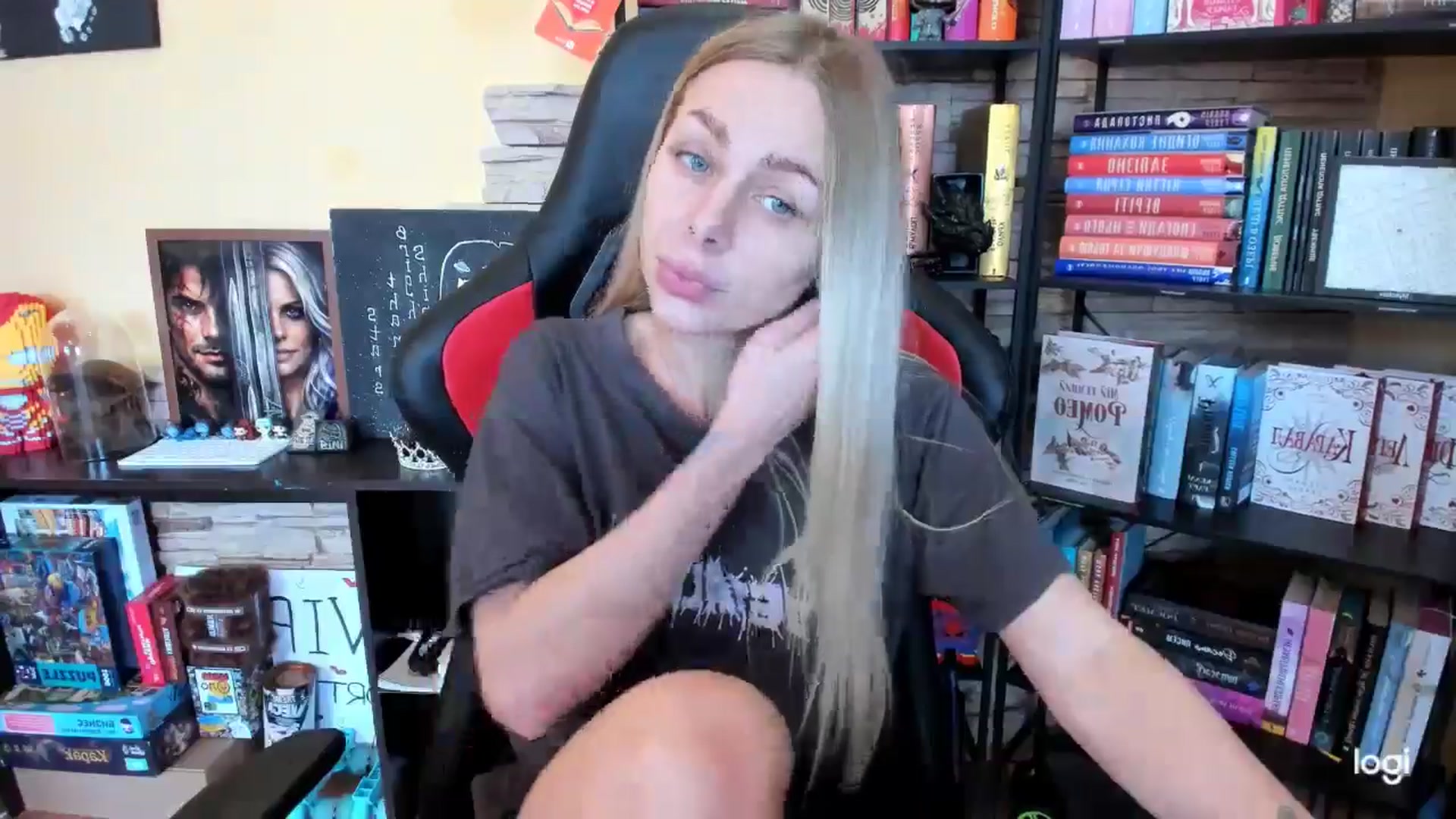 Gallery image thumbnail from YourPupsik's myfreecams stream on, 04/18/2026, 11:09 image 5 of 20
