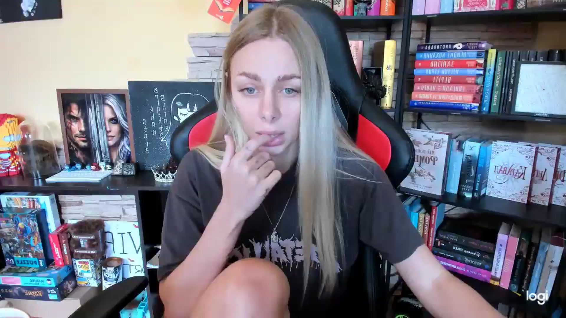 Gallery image thumbnail from YourPupsik's myfreecams stream on, 04/18/2026, 11:52 image 6 of 20