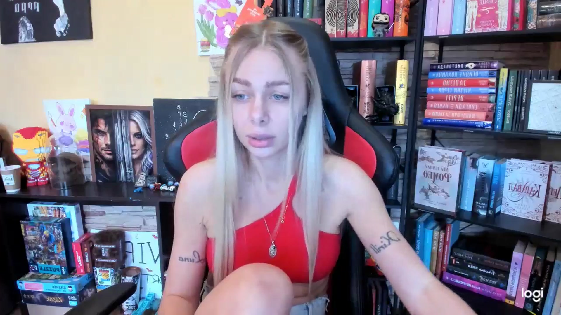 Gallery image thumbnail from YourPupsik's myfreecams stream on, 04/20/2026, 12:15 image 16 of 20