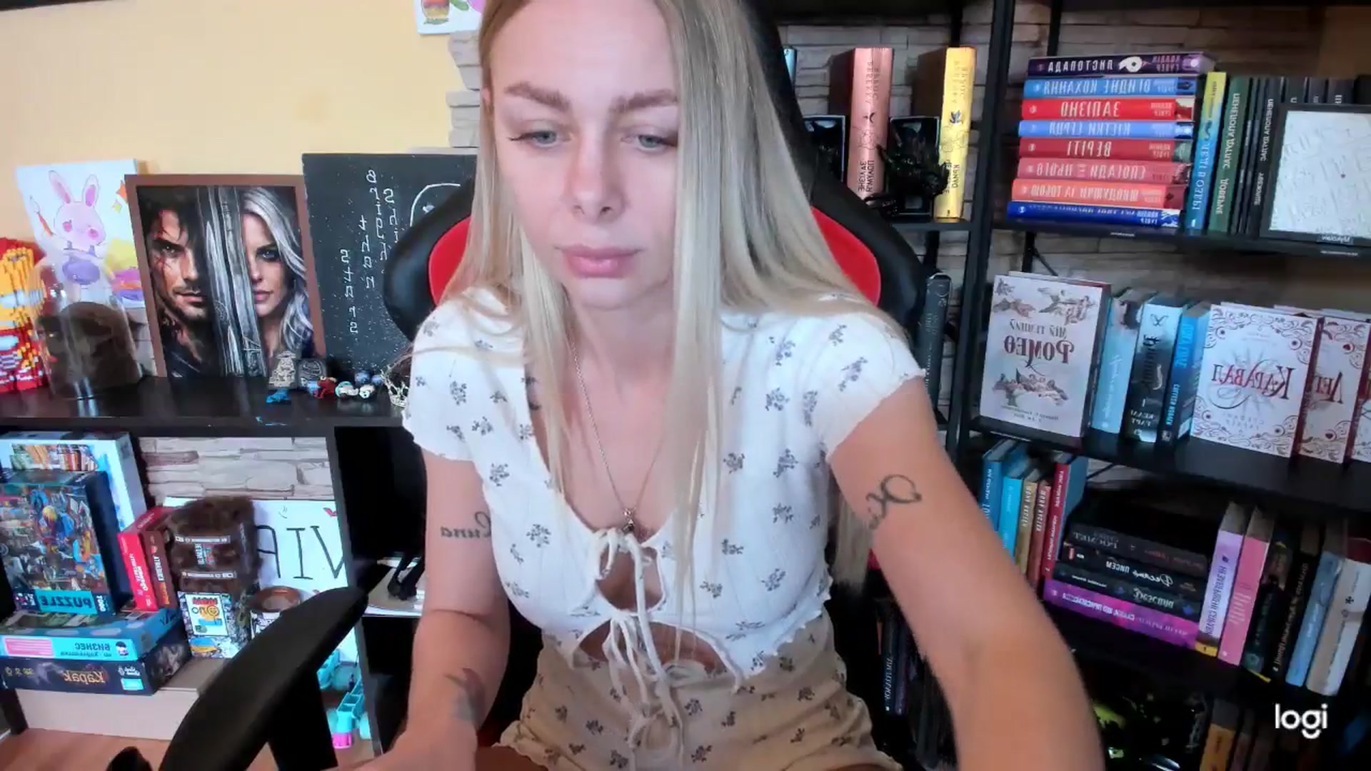 Gallery image thumbnail from YourPupsik's myfreecams stream on, 04/22/2026, 11:48 image 17 of 20