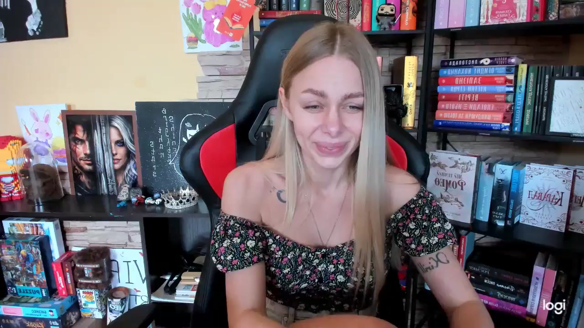 Gallery image thumbnail from YourPupsik's myfreecams stream on, 04/25/2026, 12:38 image 6 of 20
