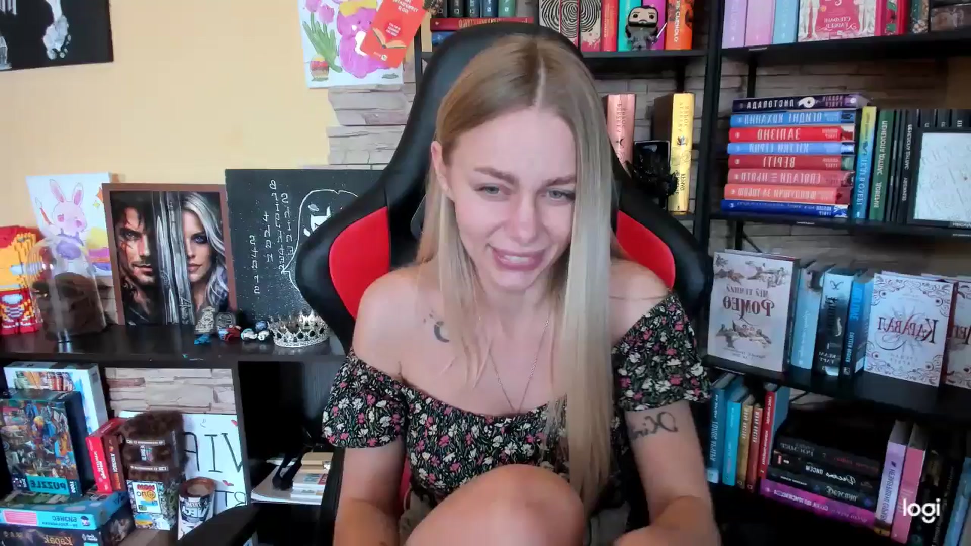 Gallery image thumbnail from YourPupsik's myfreecams stream on, 04/25/2026, 12:38 image 9 of 20