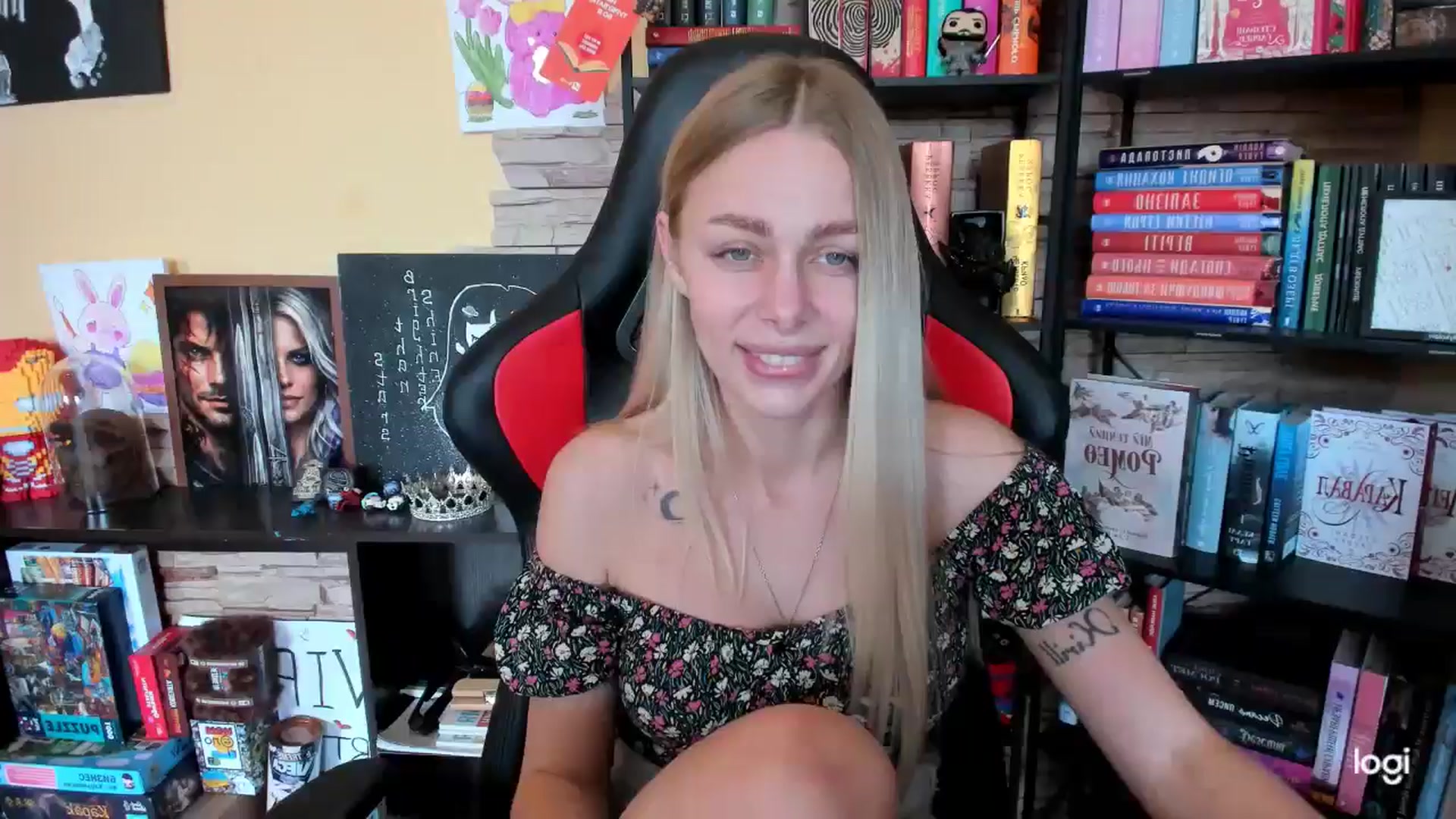 Gallery image thumbnail from YourPupsik's myfreecams stream on, 04/25/2026, 12:38 image 13 of 20