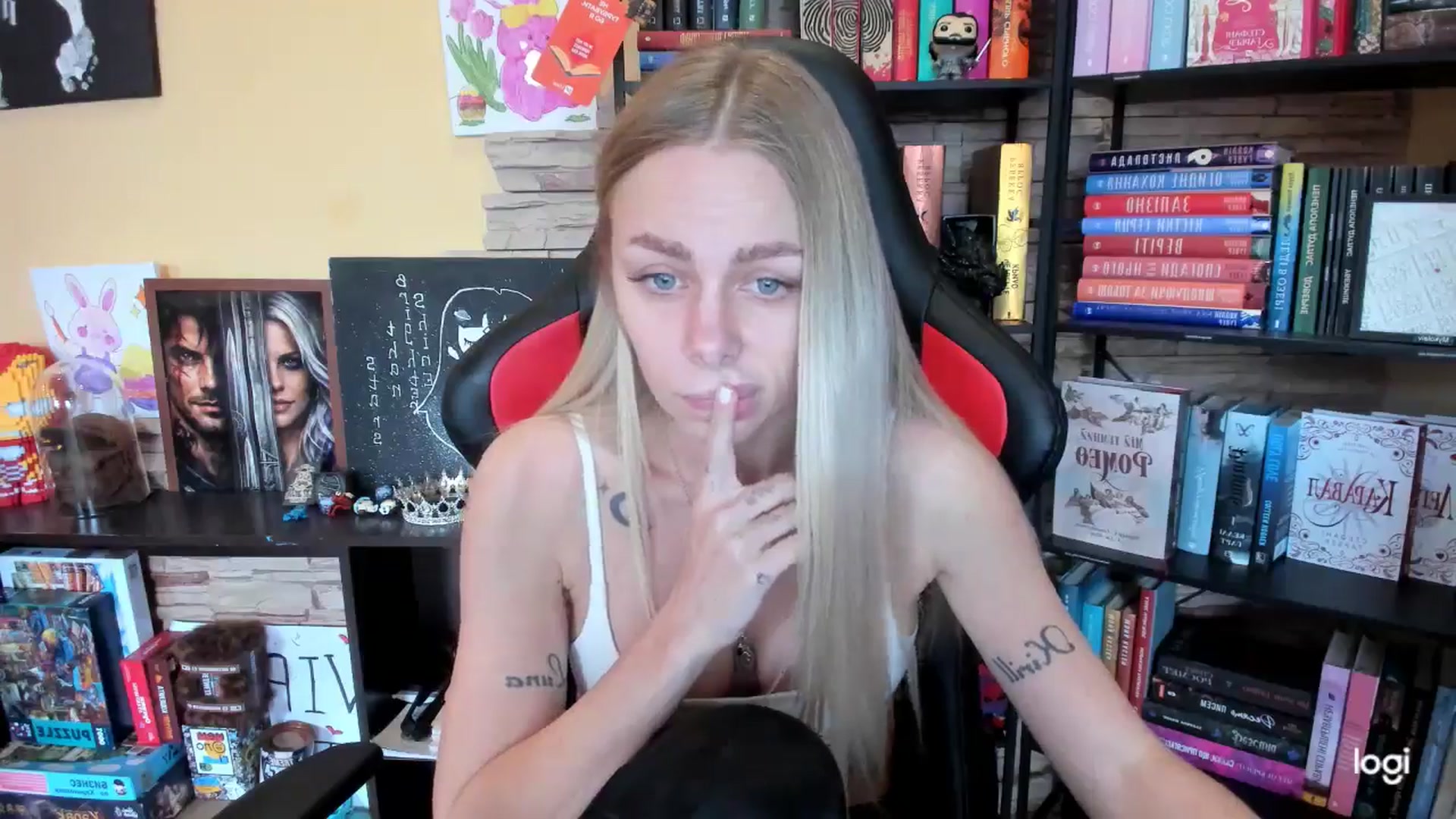 Gallery image thumbnail from YourPupsik's myfreecams stream on, 04/26/2026, 09:09 image 6 of 20