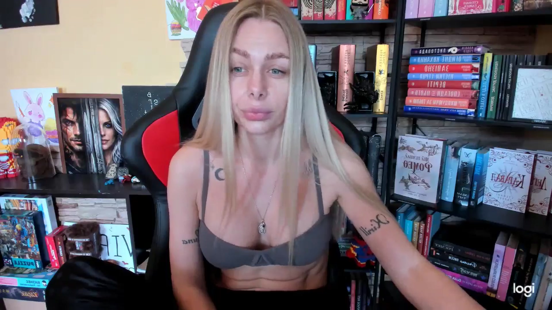 Gallery image thumbnail from YourPupsik's myfreecams stream on, 04/28/2026, 10:22 image 15 of 20